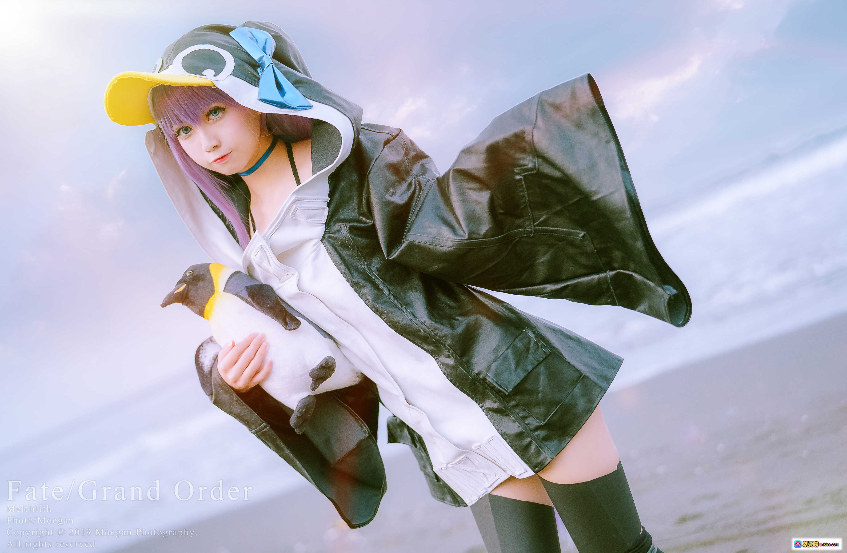图片[7] - Fate/Grand Order溶解莉莉丝泳装cosplay海滩写真｜梅尔特莉莉丝水着ver｜企鹅相伴｜夏日海边性感造型 - 就要吻
