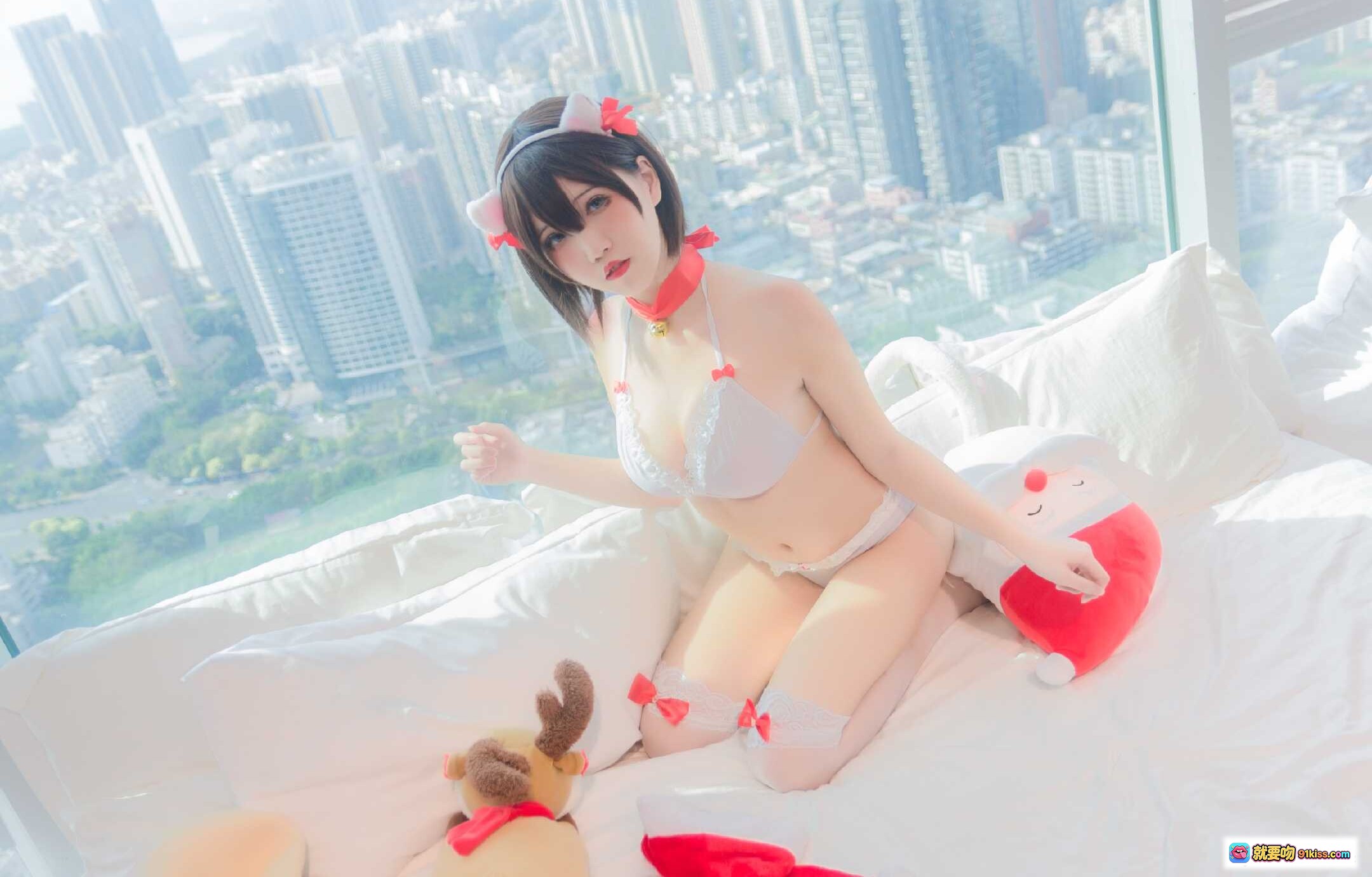 图片[4] - 阿薰kaOri NO.013 圣诞限定写真 20P 30MB 白色蕾丝内衣 红色丝带装饰 猫耳发饰 节日氛围感 Cosplay美少女 柔光拍摄 高清图集 - 就要吻