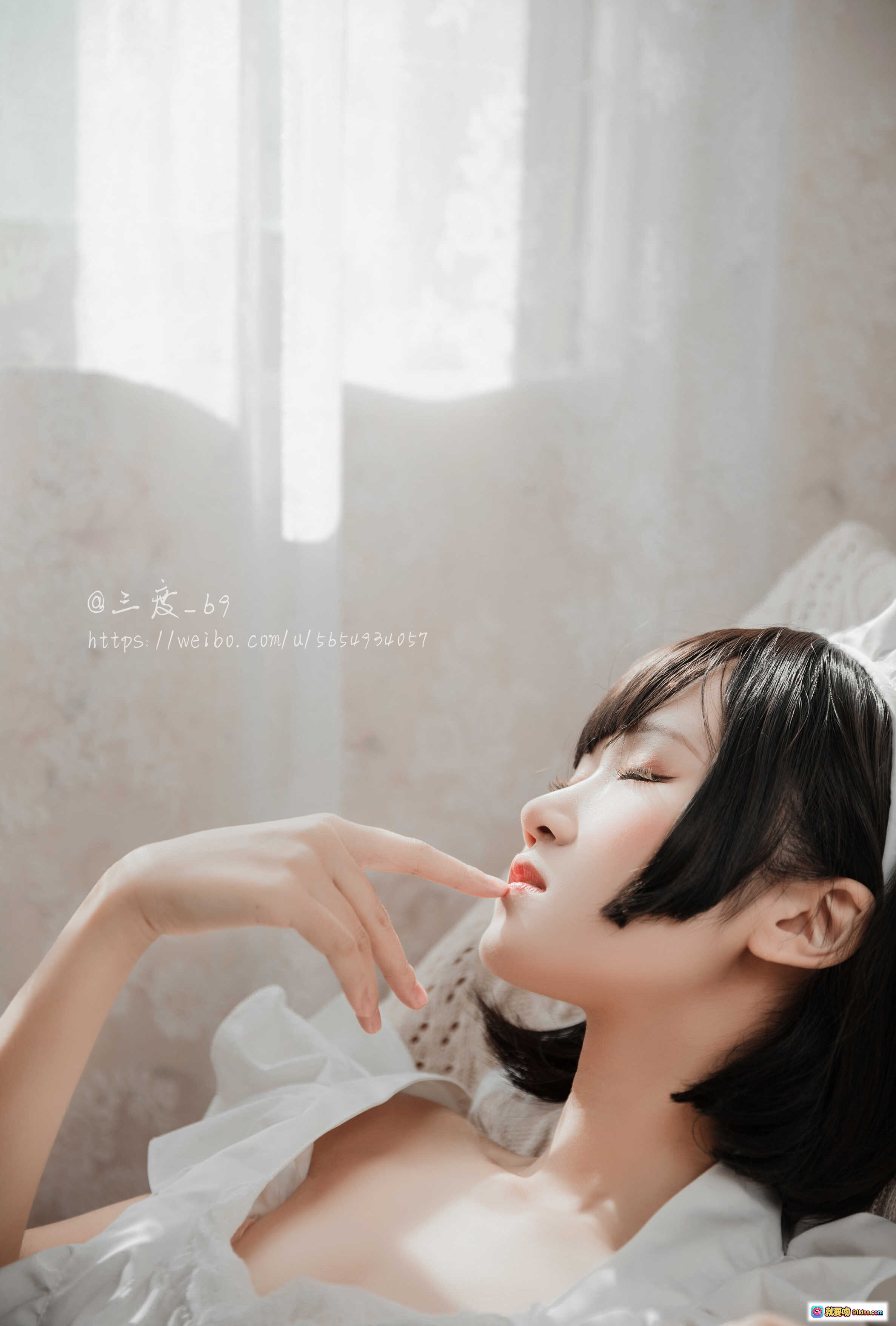 图片[8] - 三度_69兔耳女仆写真NO.009｜华丽镜框映衬黑发短发少女｜精致洛丽塔风女仆装｜36P高清图集 - 就要吻