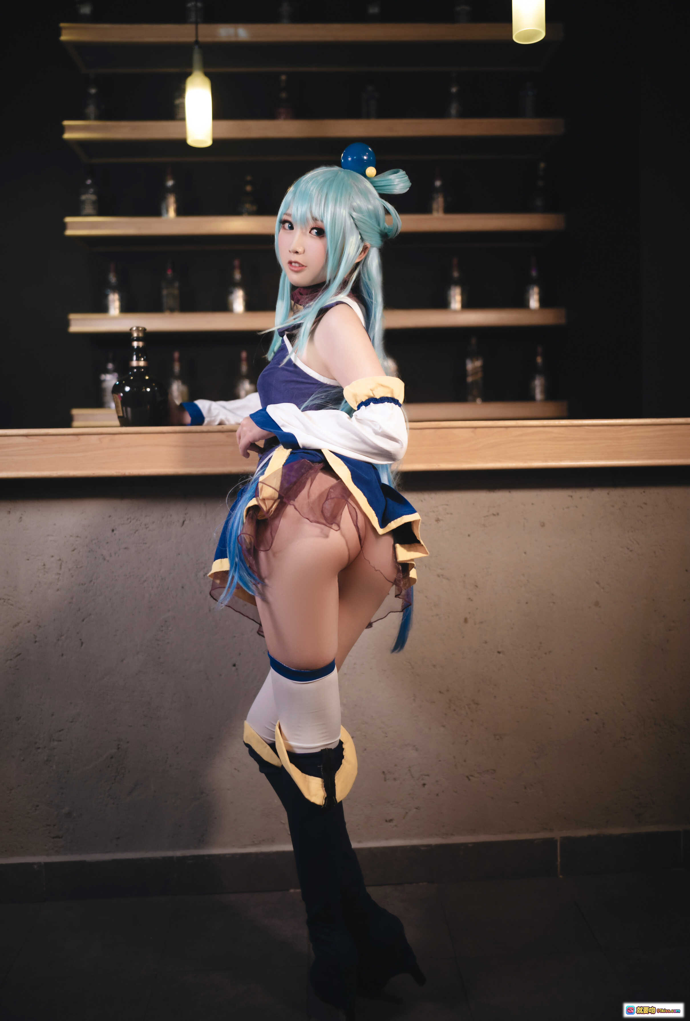 图片[3] - 面饼仙儿NO.031阿克亚cosplay蓝发双马尾女仆装酒吧场景写真20P高清图集 - 就要吻