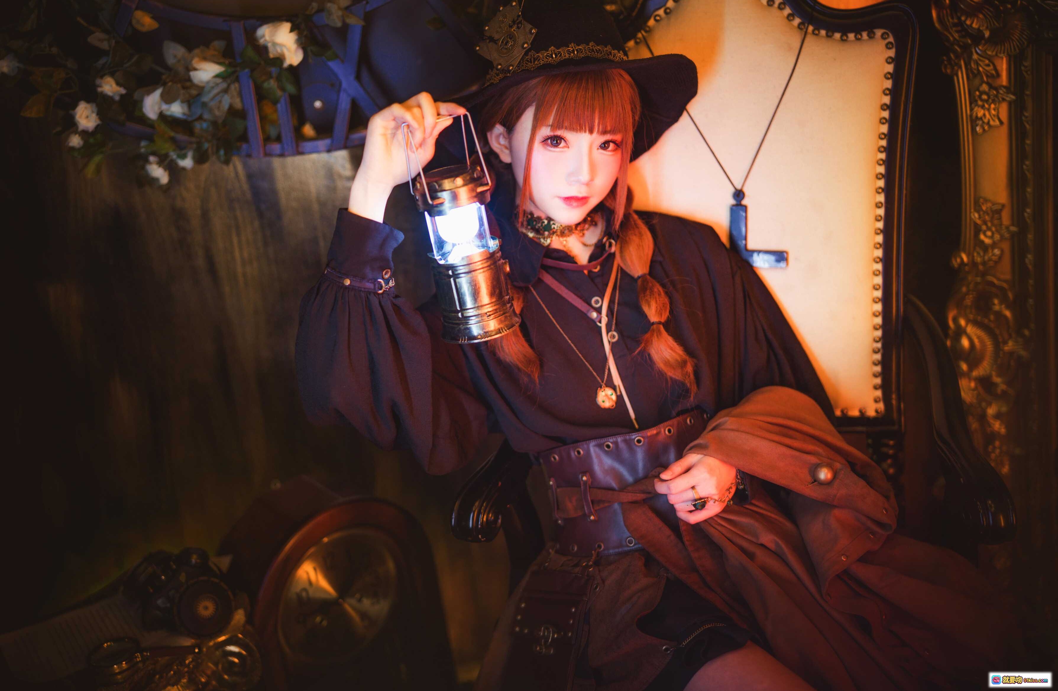 图片[6] - Kitaro绮太郎NO.085蒸汽朋克写真｜哥特女巫风造型+复古机械背景+黑猫陪伴+暗调暖光氛围感拍摄 - 就要吻