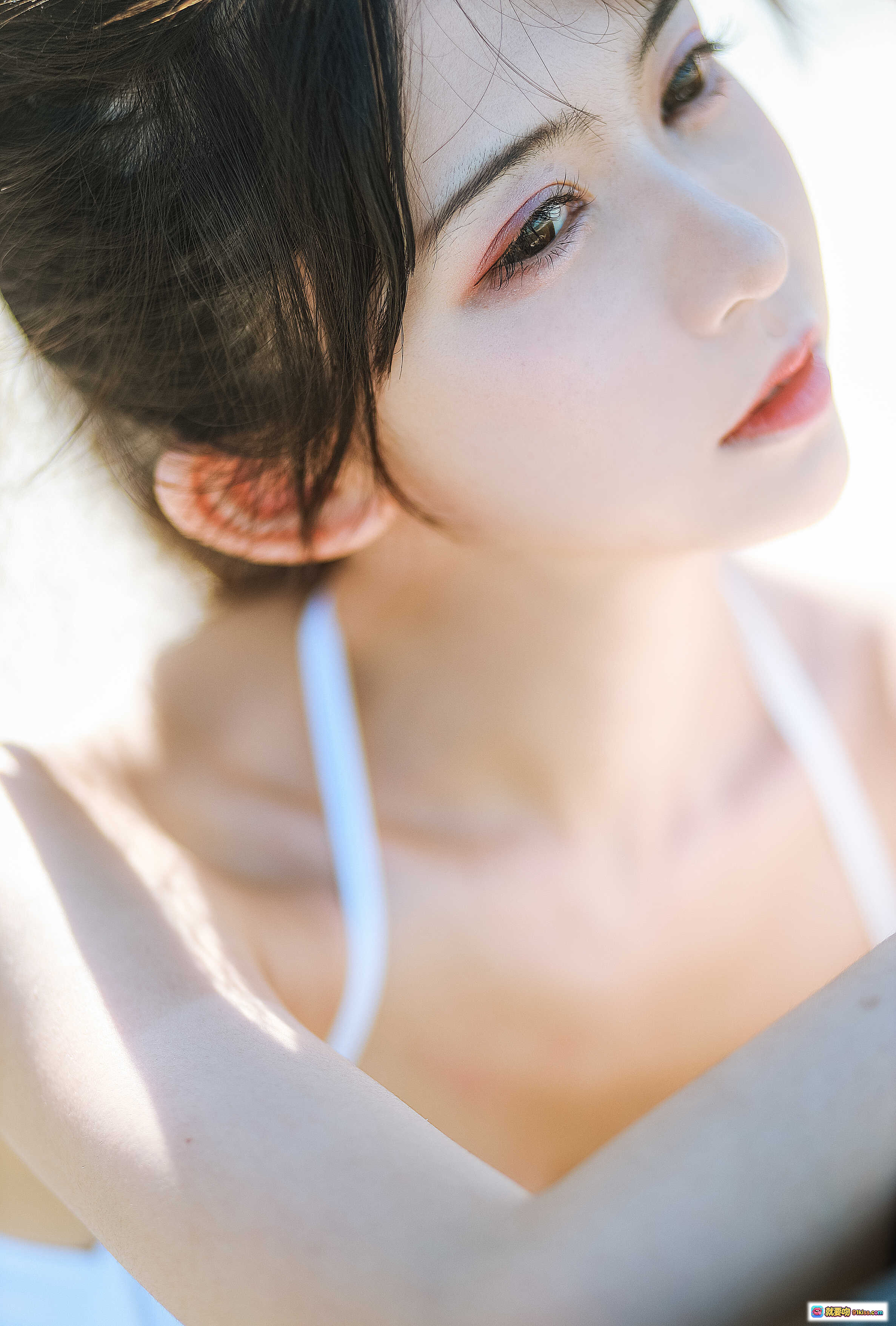 图片[3] - 鳗鱼霏儿NO.083海边写真 | 白色比基尼+牛仔短裤沙滩美拍 | 46P高清图集 - 就要吻