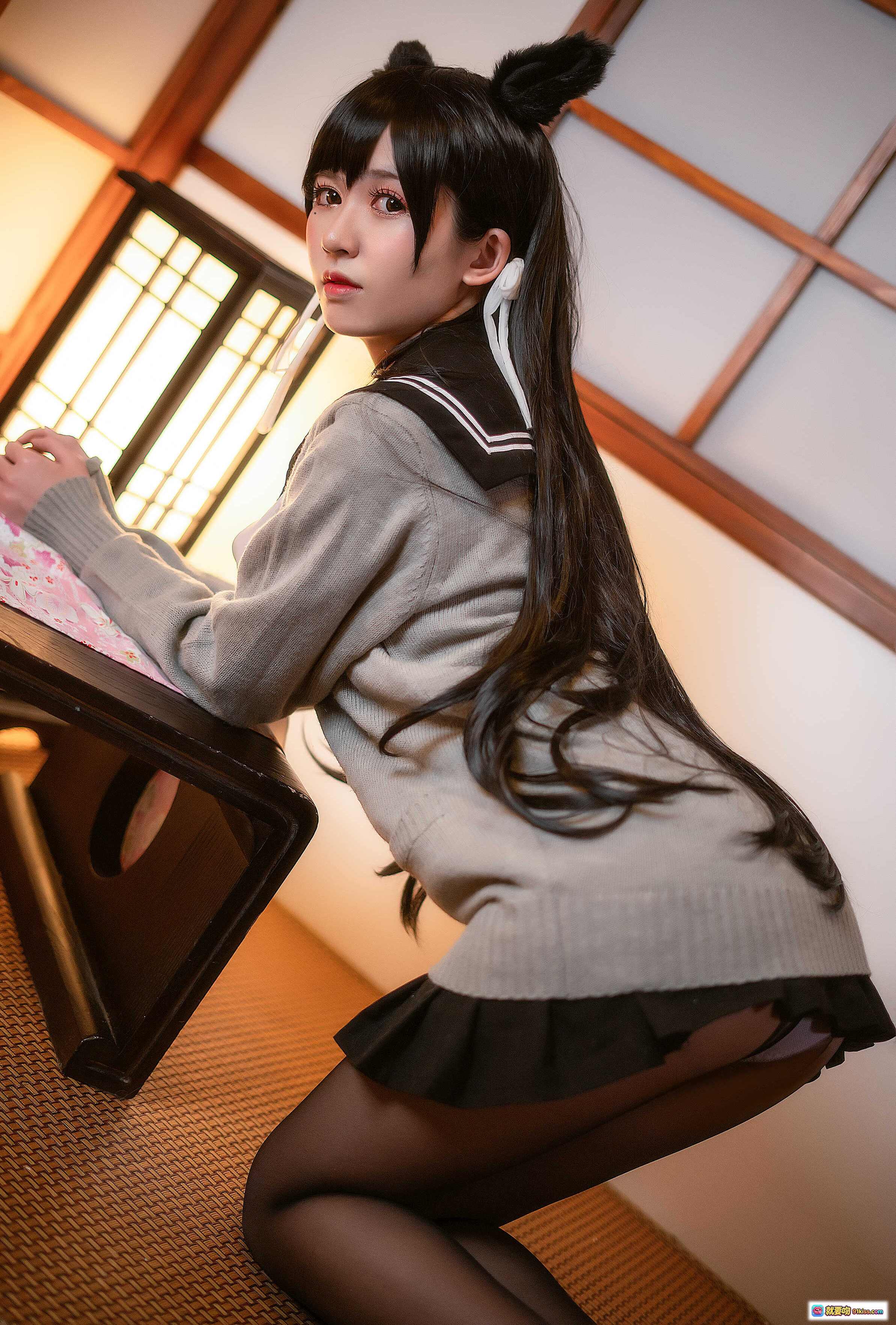 鳗鱼霏儿NO.012碧蓝航线校服cos写真-日式和风场景黑丝美腿猫耳少女摄影集 - 就要吻