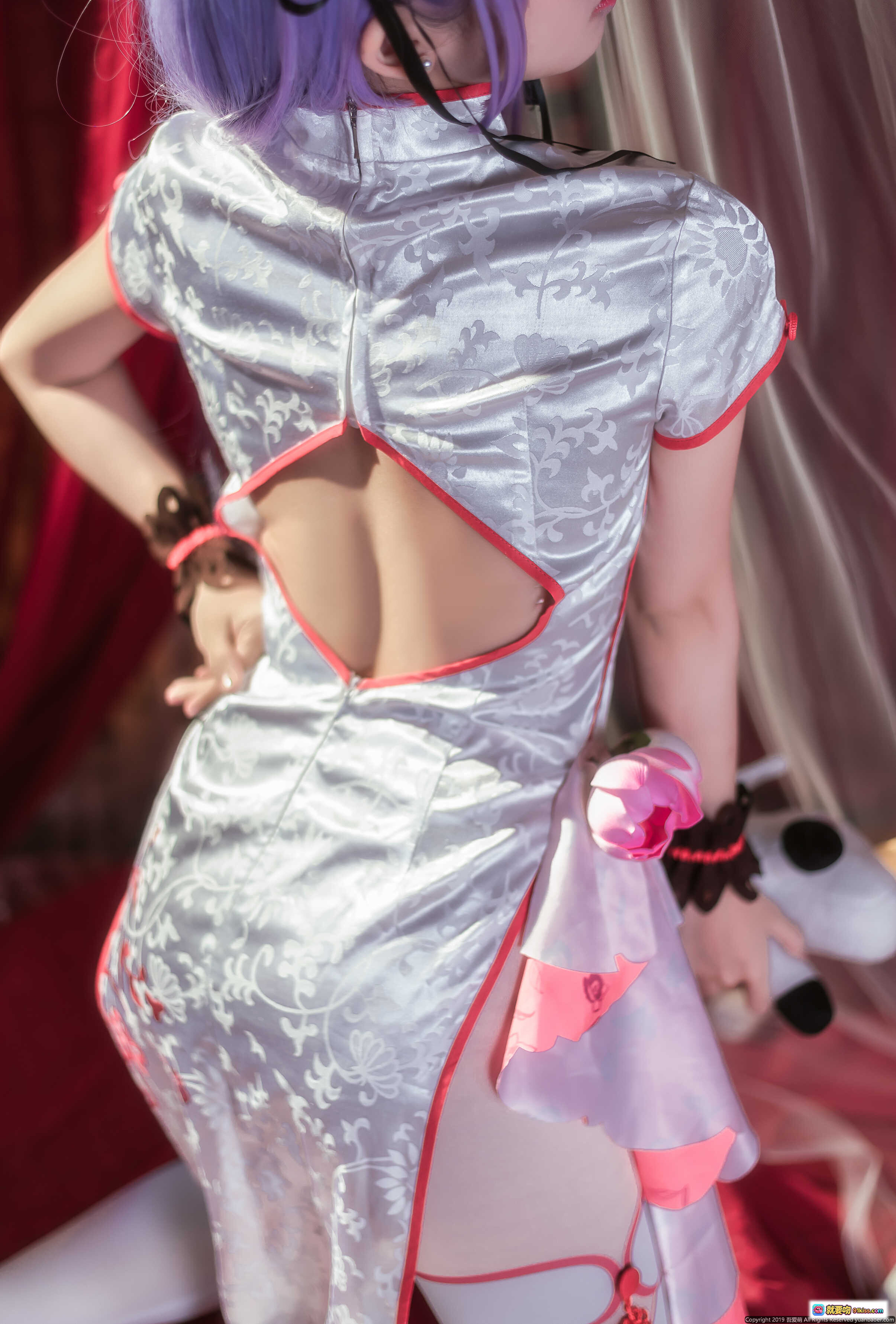 图片[6] - 鳗鱼霏儿NO.014碧蓝华裳独角兽cosplay写真 紫发少女红白旗袍白丝美腿高跟鞋梦幻纱幔场景 - 就要吻