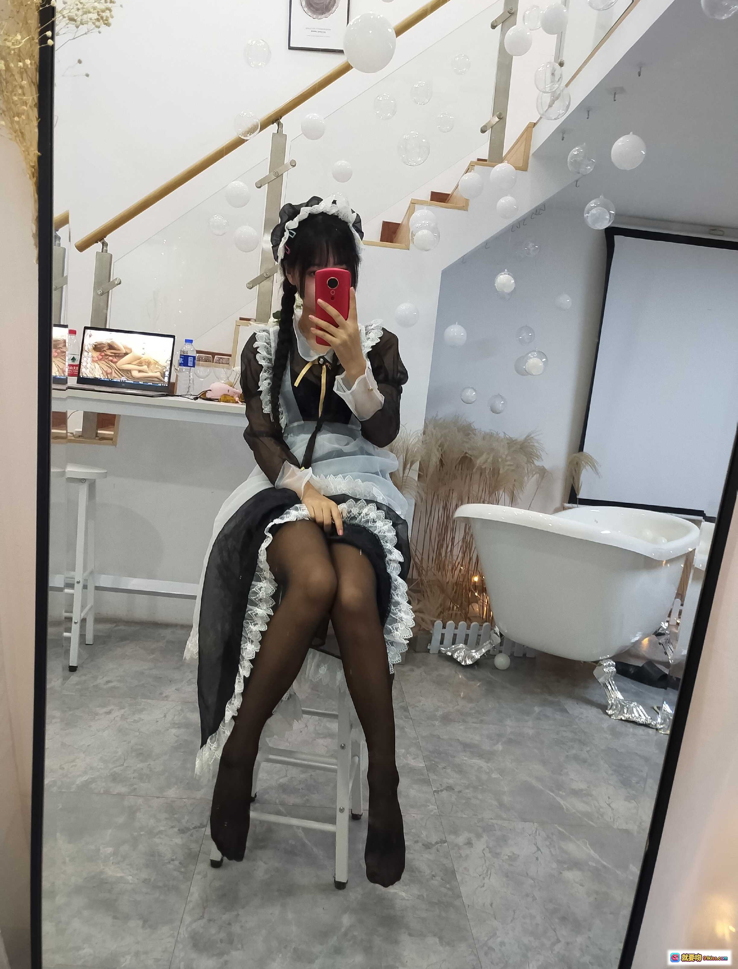 图片[3] - 萌芽儿o0 NO.004 透明女仆装自拍写真 26P高清美图 黑白蕾丝洛丽塔风格 双马尾少女萌系穿搭 室内夜景窗边拍摄 - 就要吻