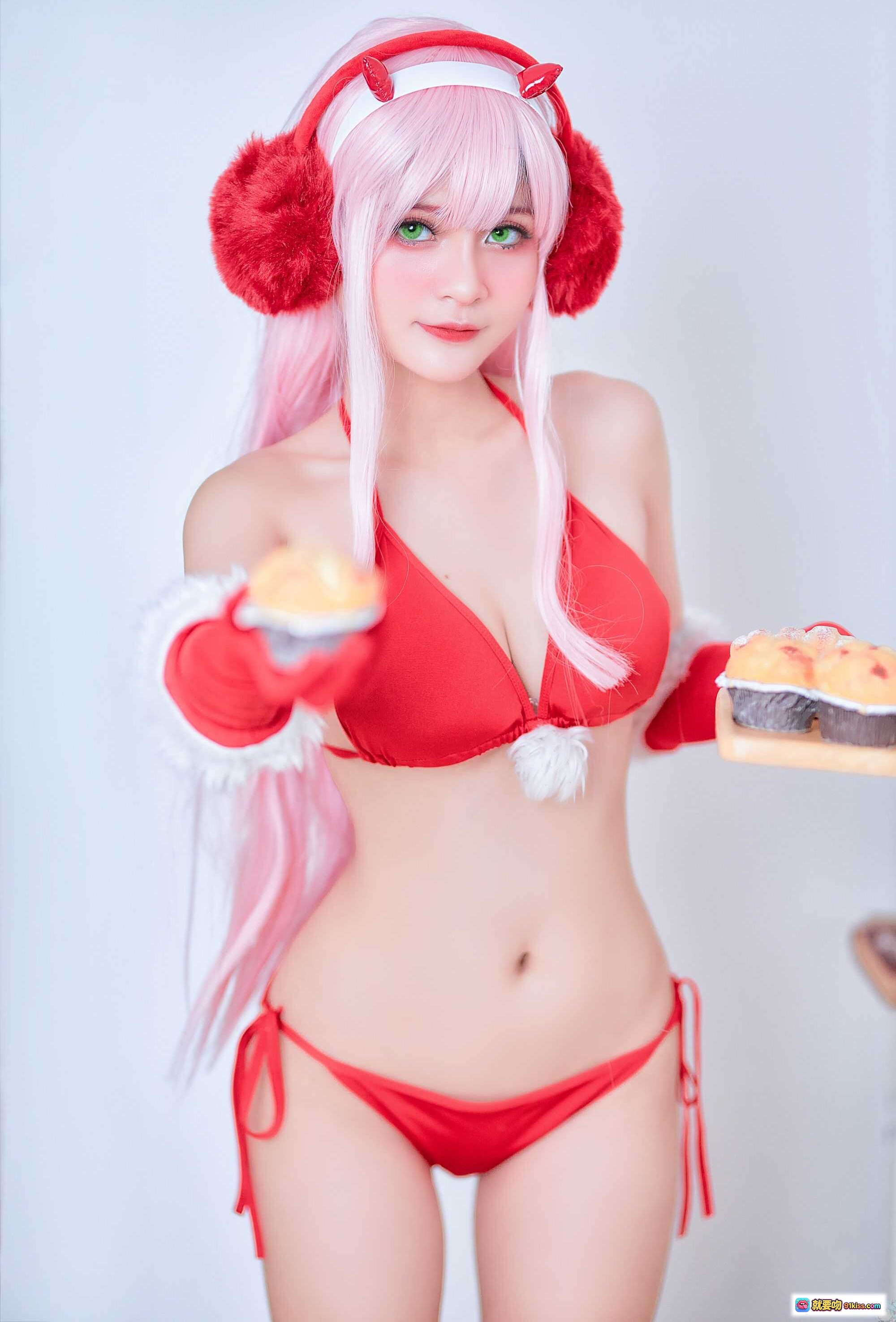 图片[5] - Azami NO.014圣诞主题写真 27P粉发少女红装圣诞帽美臀高跟诱惑写真集 - 就要吻