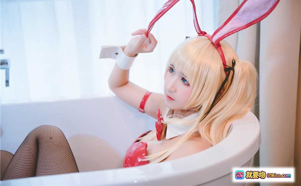 图片[2] - 三度_69 NO.037 兔女郎Cosplay写真｜金发双马尾+红兔耳+白袖扣+性感红裙｜40P高清美图 - 就要吻