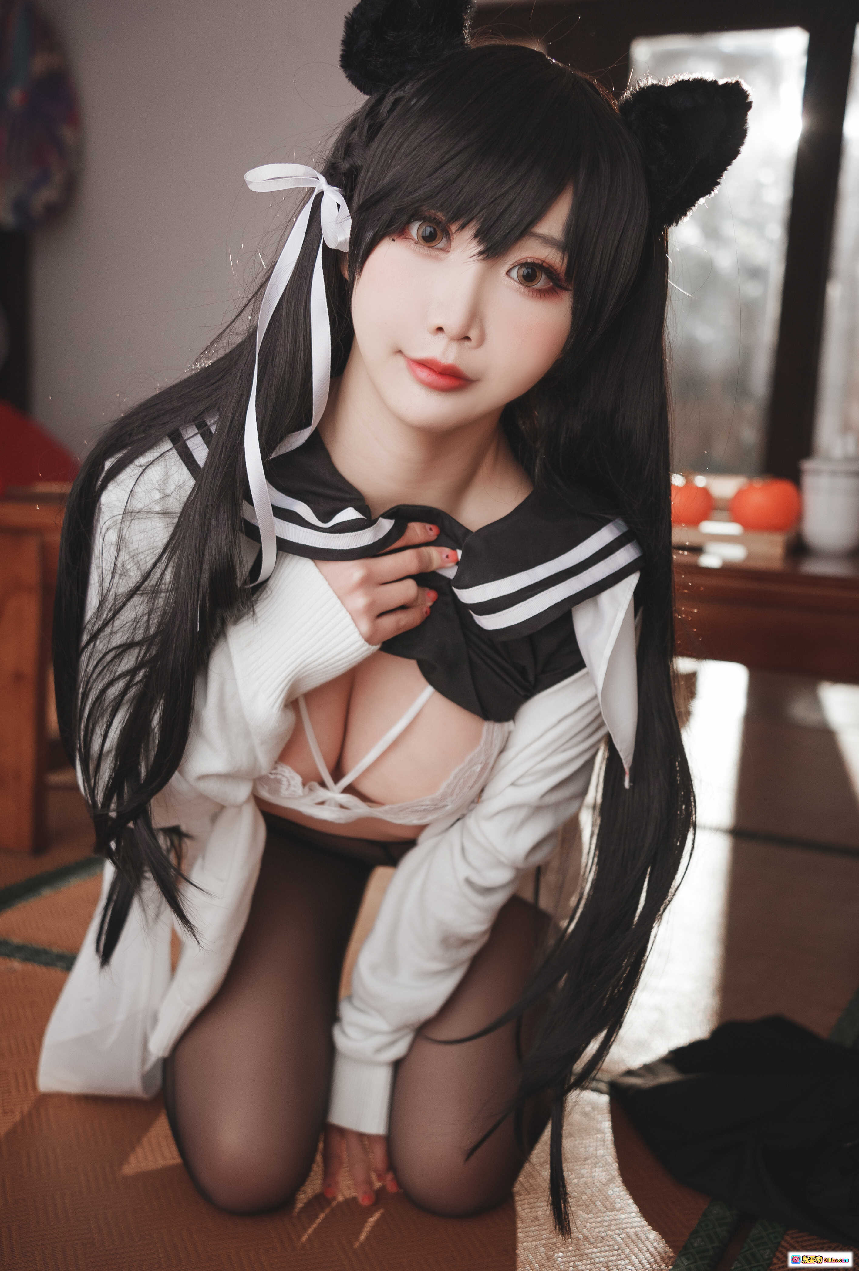 图片[7] - 面饼仙儿NO.106爱宕JK2写真集｜白色蕾丝内衣+宽松卫衣+黑丝美腿｜室内窗边自然光拍摄｜47P高清图集 - 就要吻