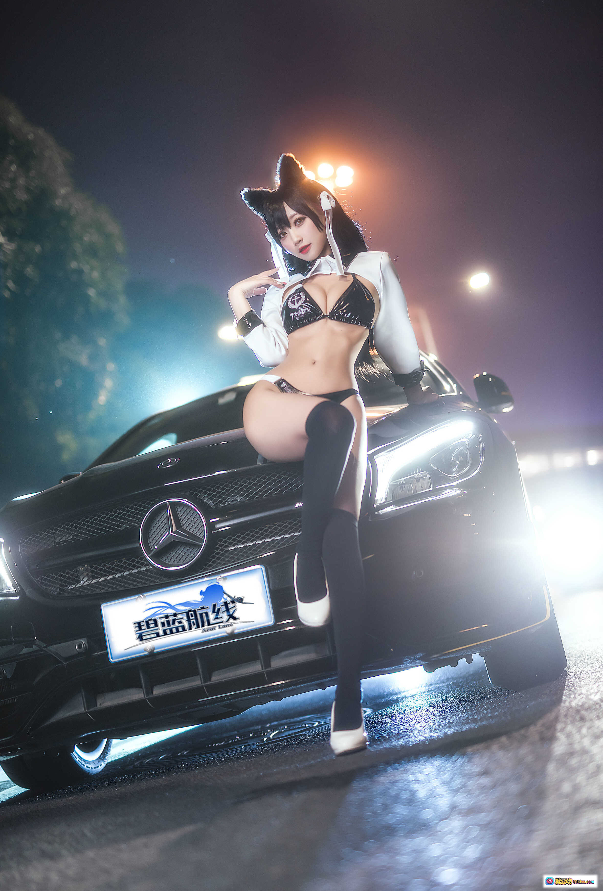 鬼畜瑶NO.002爱宕赛车娘夜拍写真｜黑丝猫耳制服美少女倚奔驰车头｜碧蓝航线COSPLAY性感出镜 - 就要吻