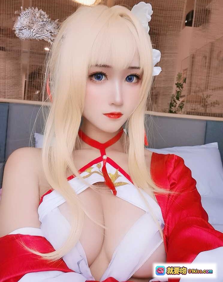 图片[2] - 三度_69 NO.065 光荣 凉夜香雪 Cosplay 红色和服 金发少女 日式灯笼 樱花装饰 精美写真 45P6V-497M - 就要吻