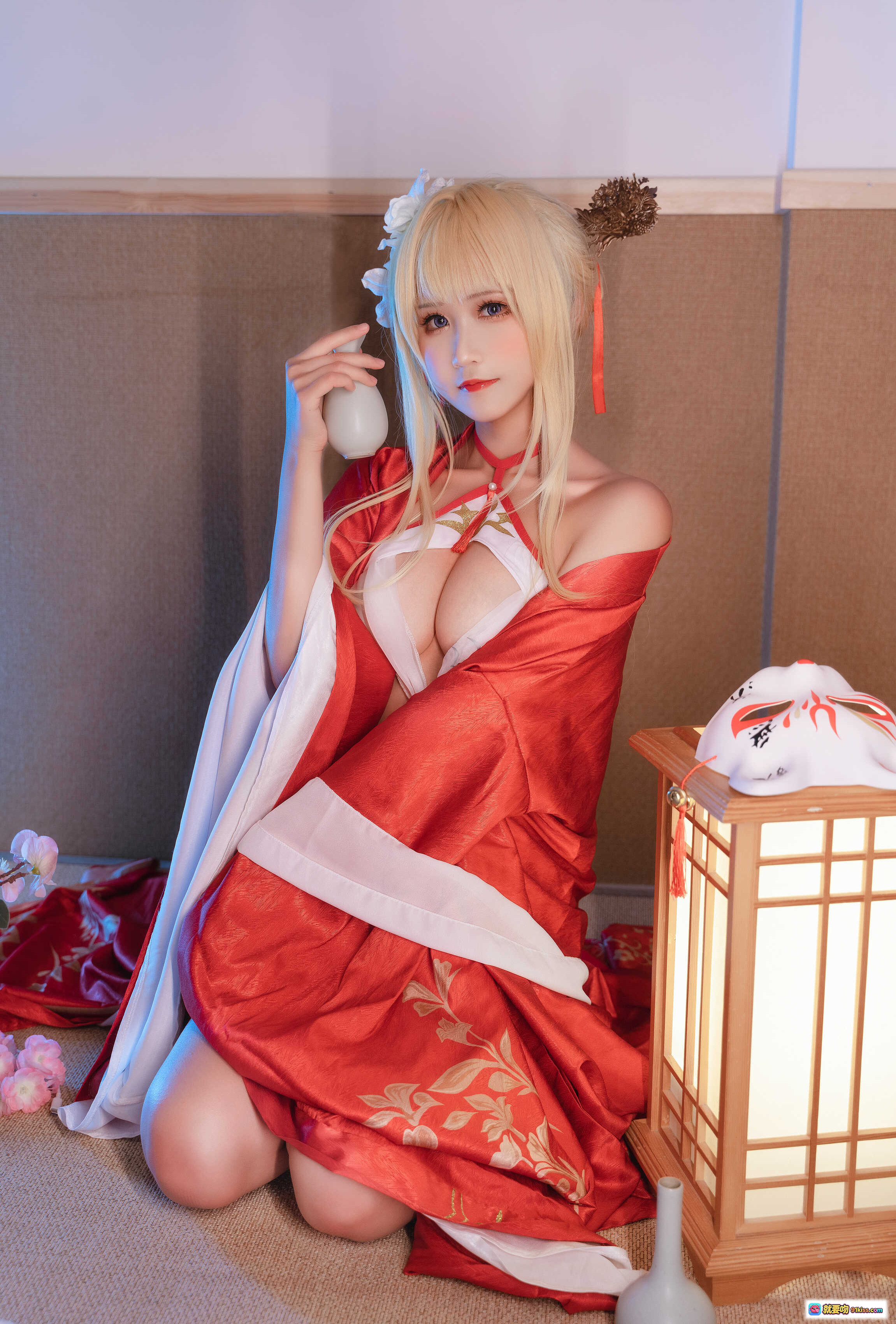 图片[3] - 三度_69 NO.065 光荣 凉夜香雪 Cosplay 红色和服 金发少女 日式灯笼 樱花装饰 精美写真 45P6V-497M - 就要吻