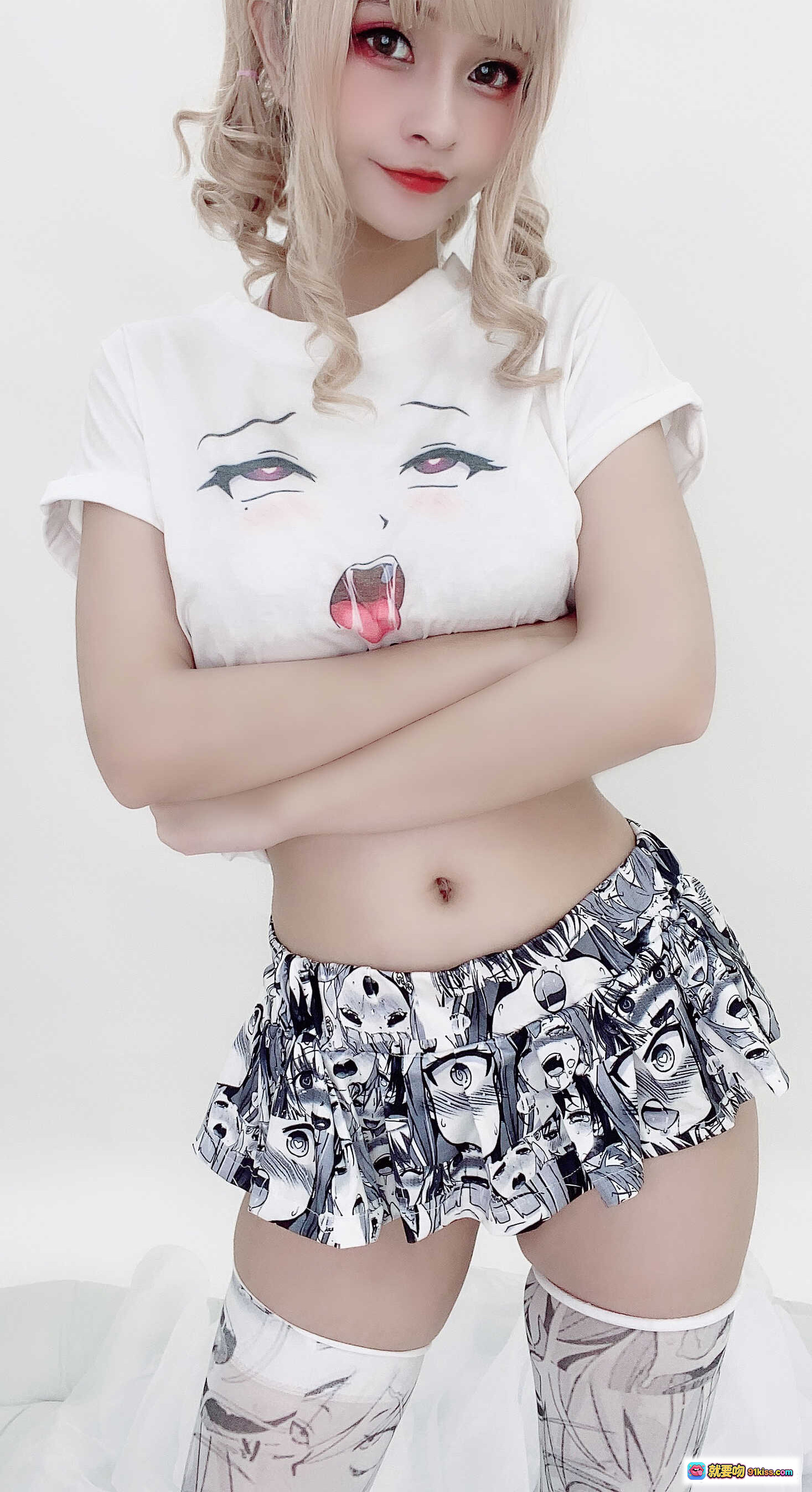 图片[6] - Azami NO.010 阿黑颜cosplay写真 | 漫画风丝袜美腿 | 金发少女性感私房照 | 17P高清图集 - 就要吻