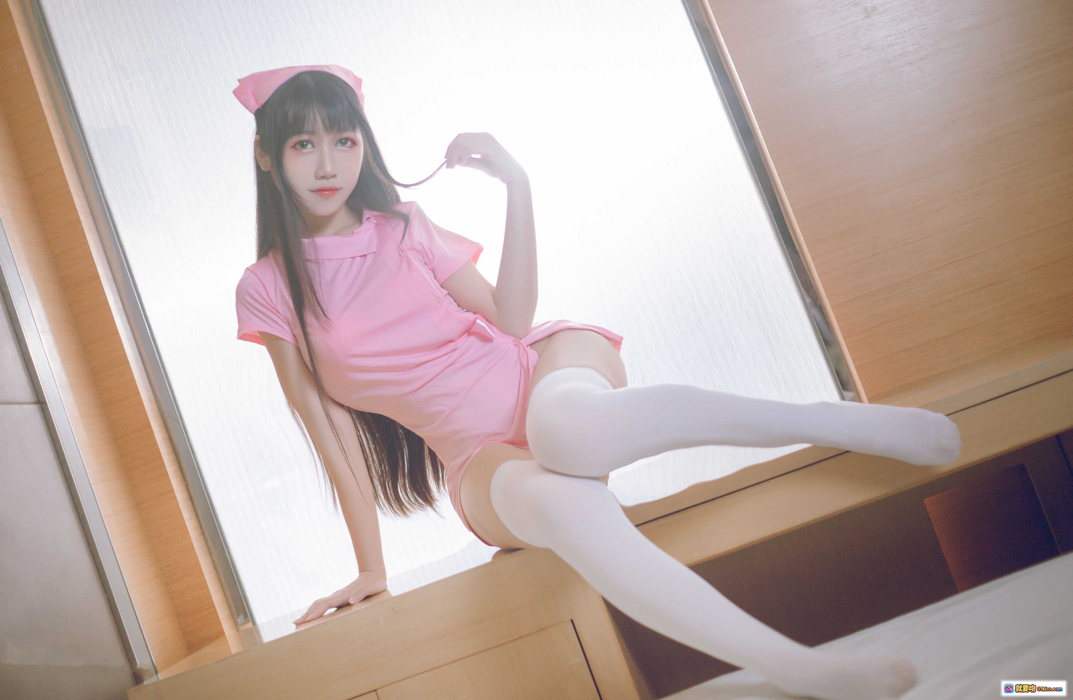 图片[5] - 粉色护士装少女写真 | 白丝美腿诱惑 | 甜系私房摄影 | 不呆猫NO.013高清图集 - 就要吻