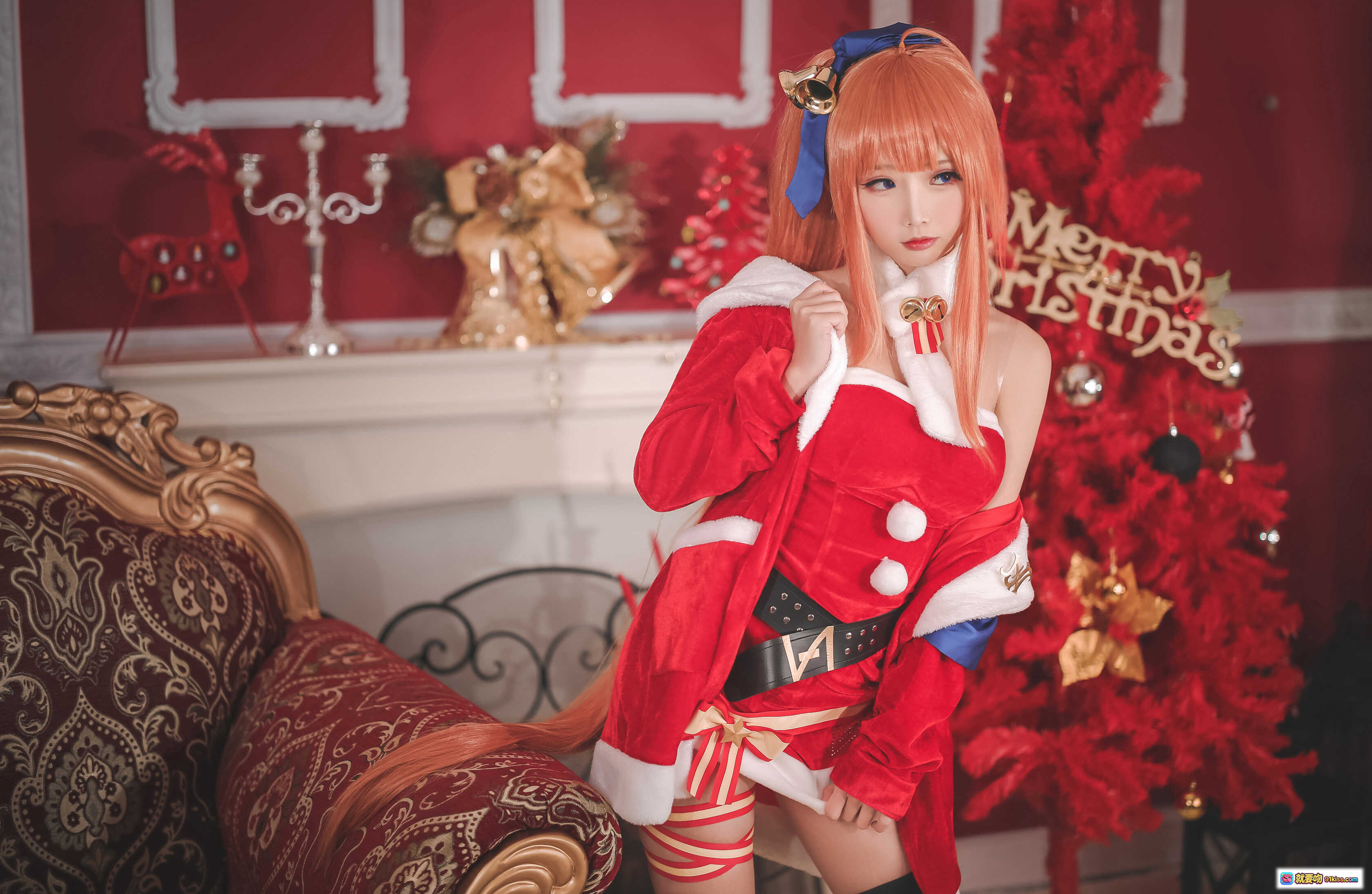 图片[10] - 面饼仙儿NO.047 FAL圣诞Cosplay写真 | 红色绒面圣诞装+黑丝美腿+华丽宫廷背景 | 19P高清图集 - 就要吻