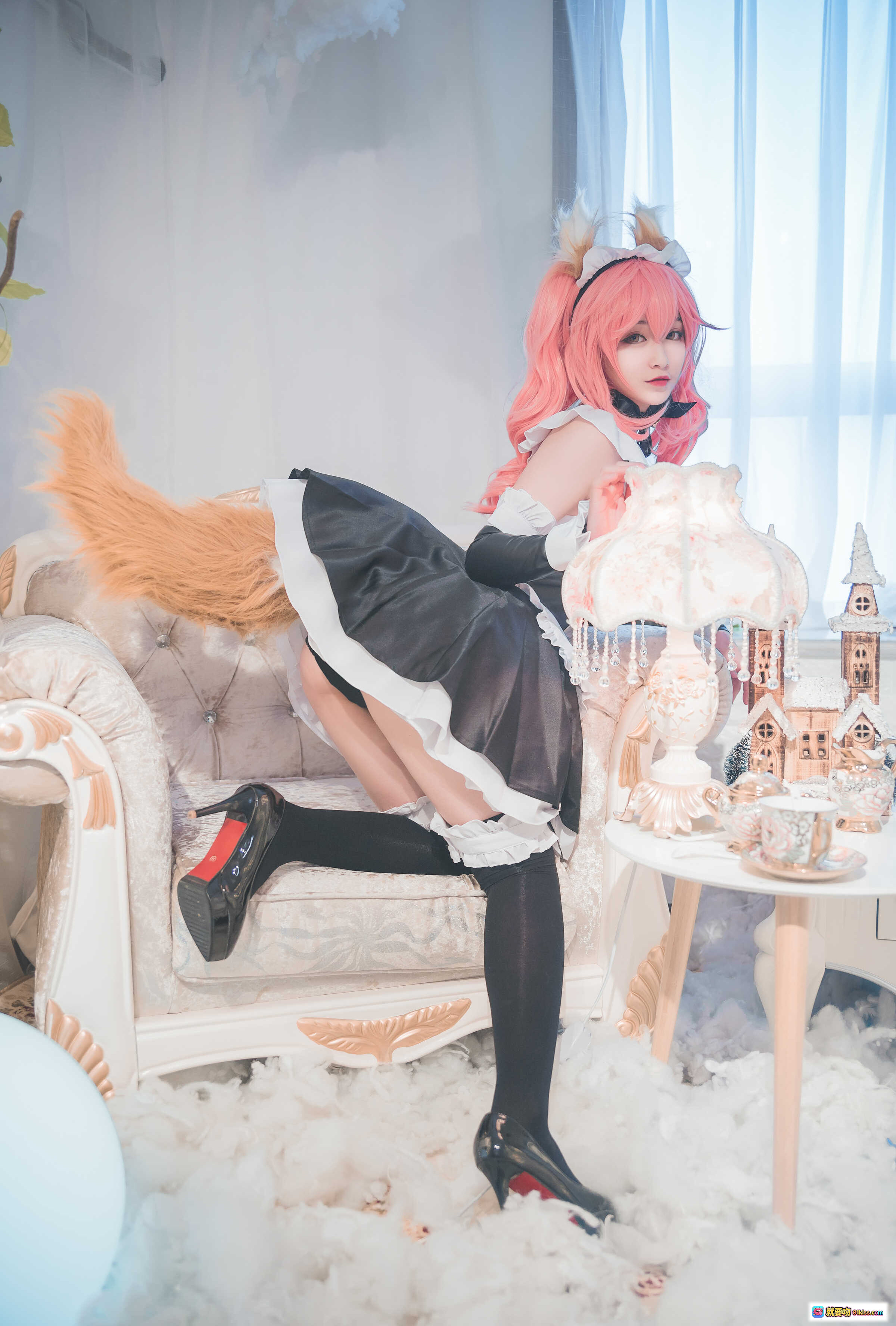 图片[8] - 鬼畜瑶NO.013玉藻前女仆cos写真｜粉发猫耳黑丝高跟｜室内唯美摆拍29P - 就要吻