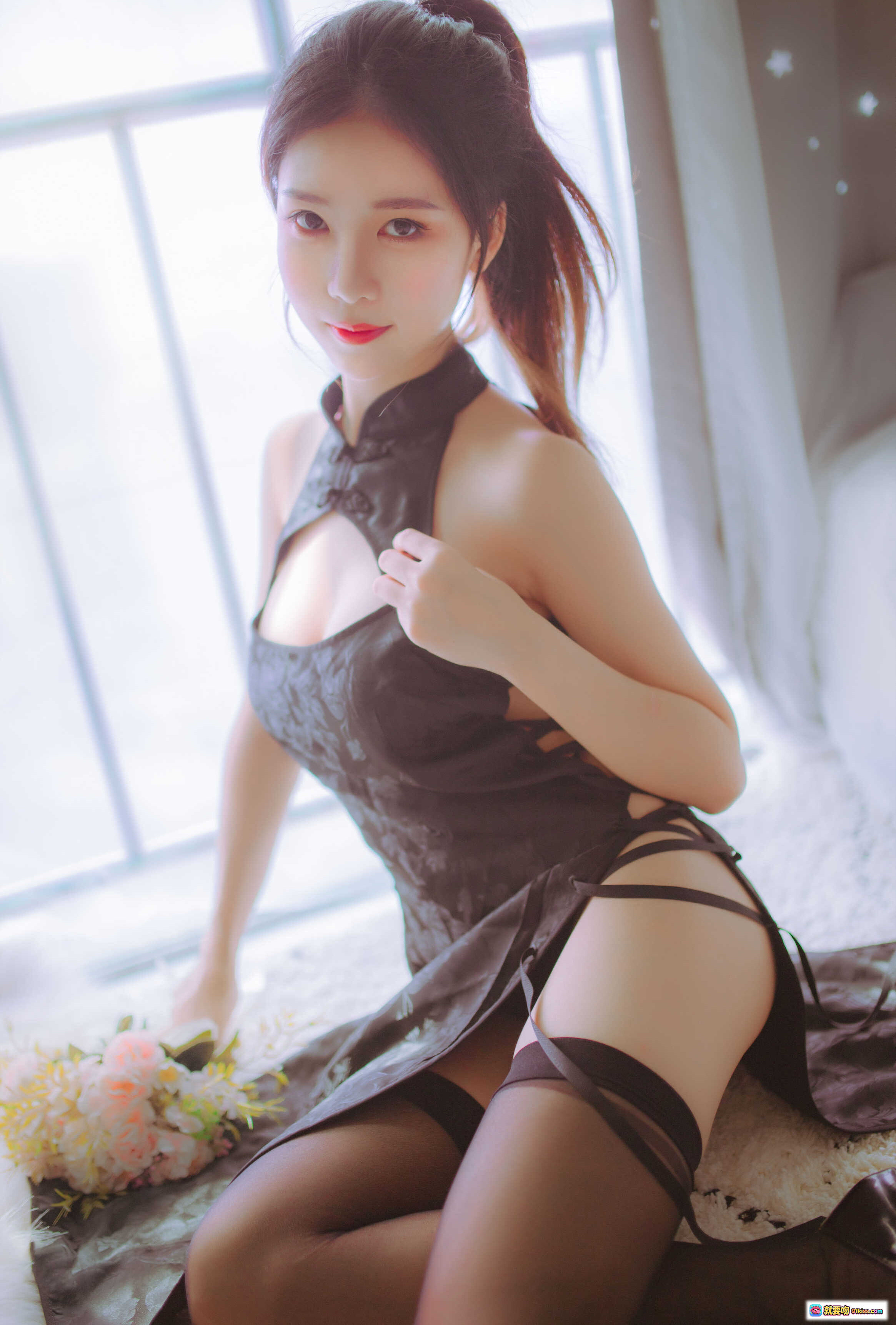 图片[5] - 不呆猫×抖娘黑白旗袍双子写真 41P高清单品性感优雅少女风室内光影大片 - 就要吻