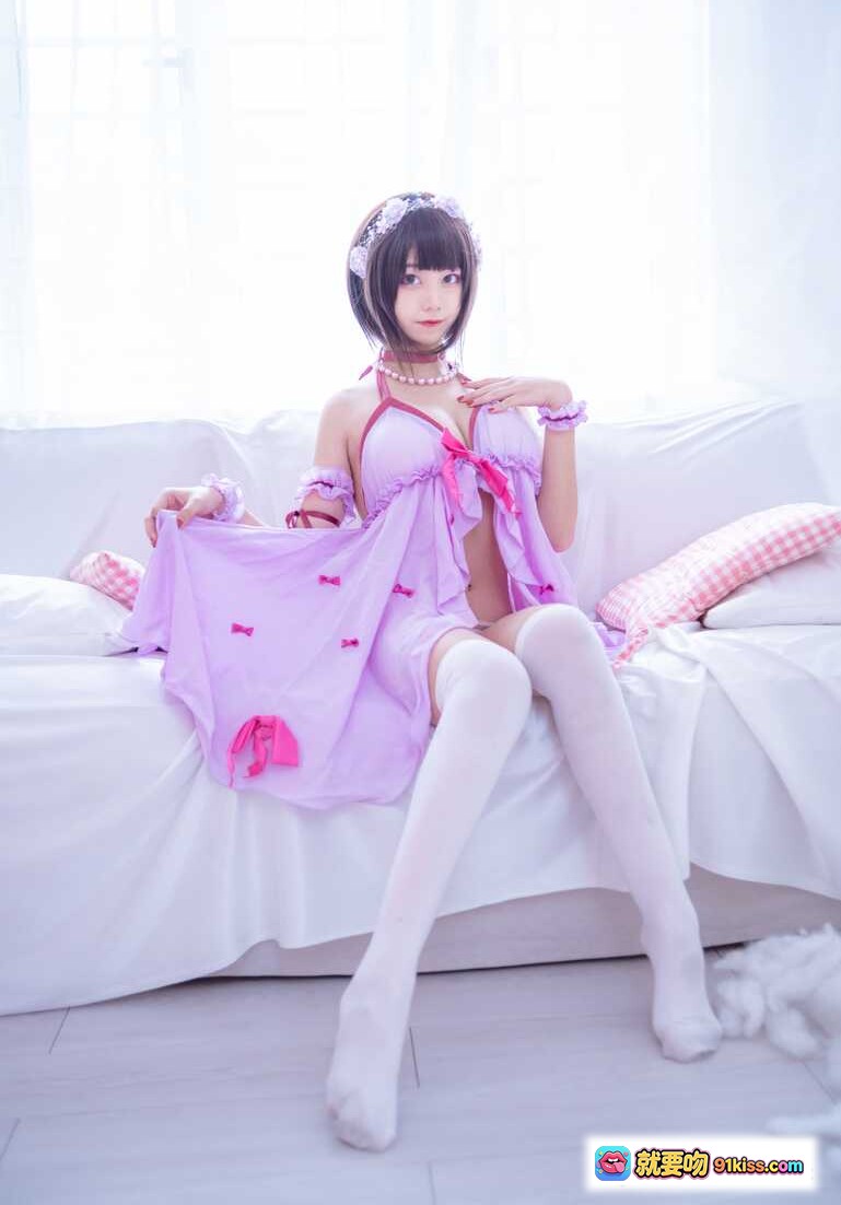 蜜汁猫裘NO.004加藤惠睡衣写真｜粉色蕾丝吊带裙+白色过膝袜+花环头饰｜14P高清图集 - 就要吻