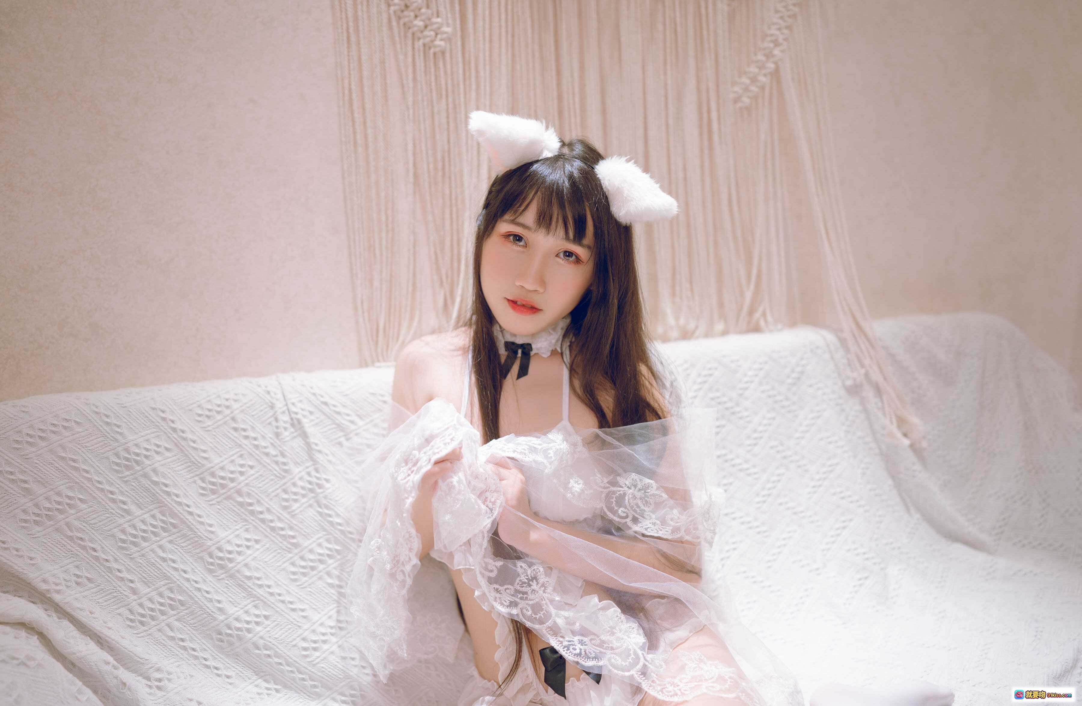 图片[2] - 不呆猫狐狸写真NO.007 | 白色蕾丝猫耳少女 | 甜美私房摄影 | 26P高清图集 | 萝莉风居家摆拍 - 就要吻