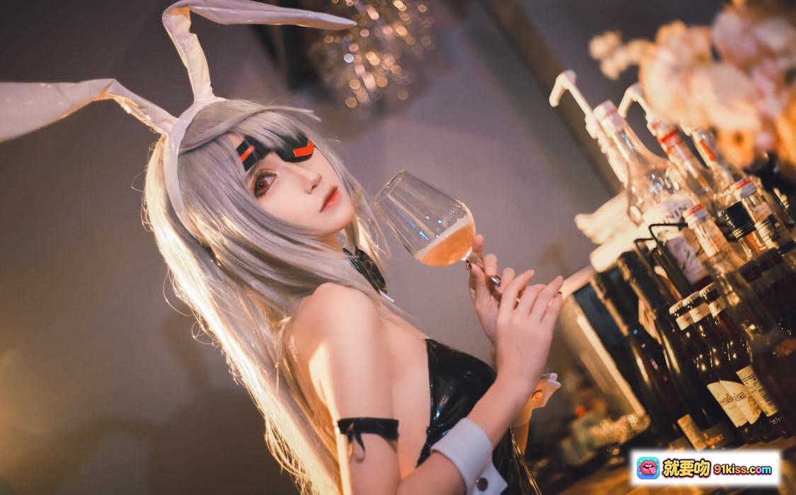 图片[7] - 妖君白研COS拉芙拉·布迪威伊｜IS无限期斯特拉托斯兔耳银发眼罩女仆装Cosplay写真 - 就要吻