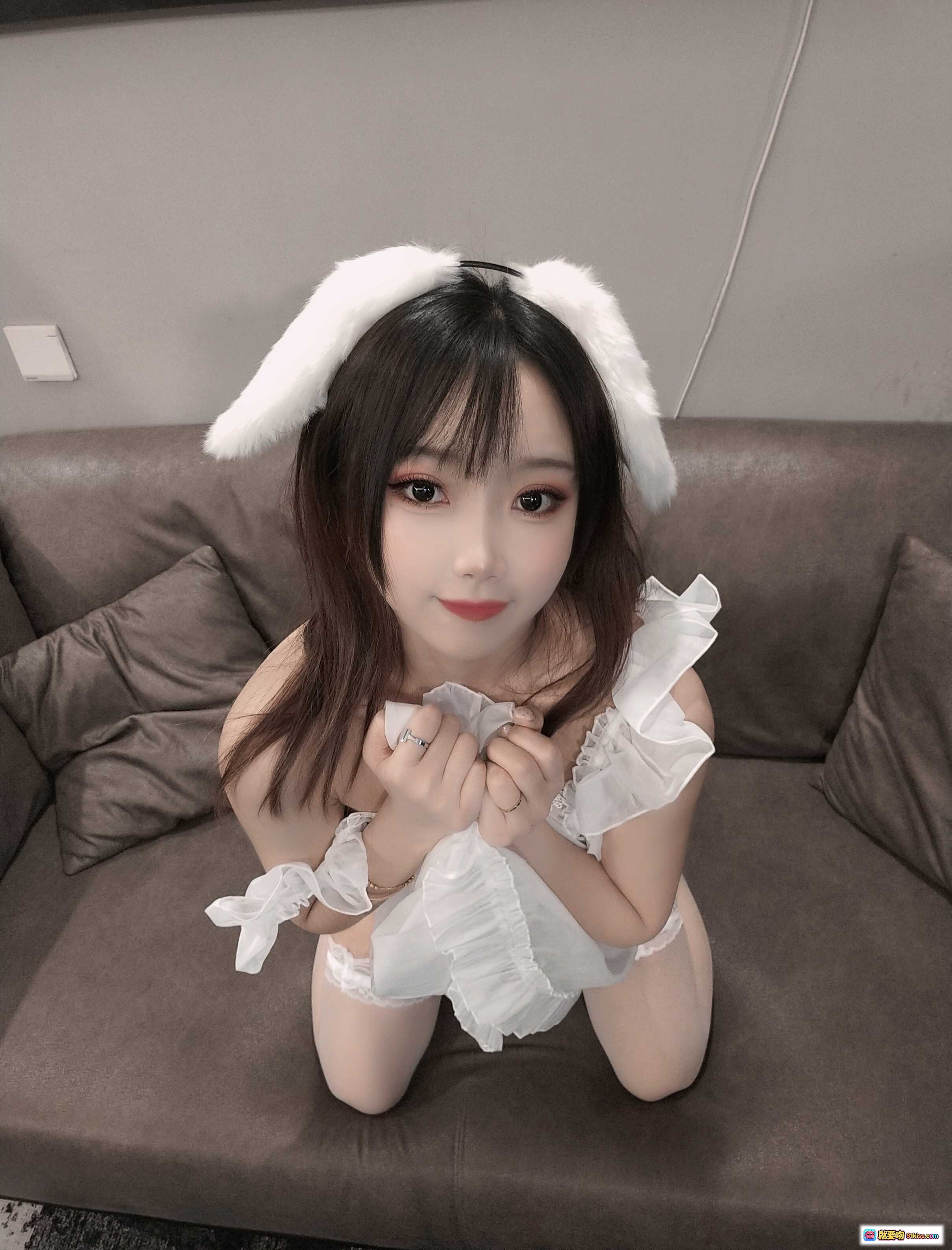 图片[4] - 鬼畜瑶NO.043小羊围裙写真｜白色兔耳蕾丝裙少女风甜美性感私房照50P高清图集 - 就要吻