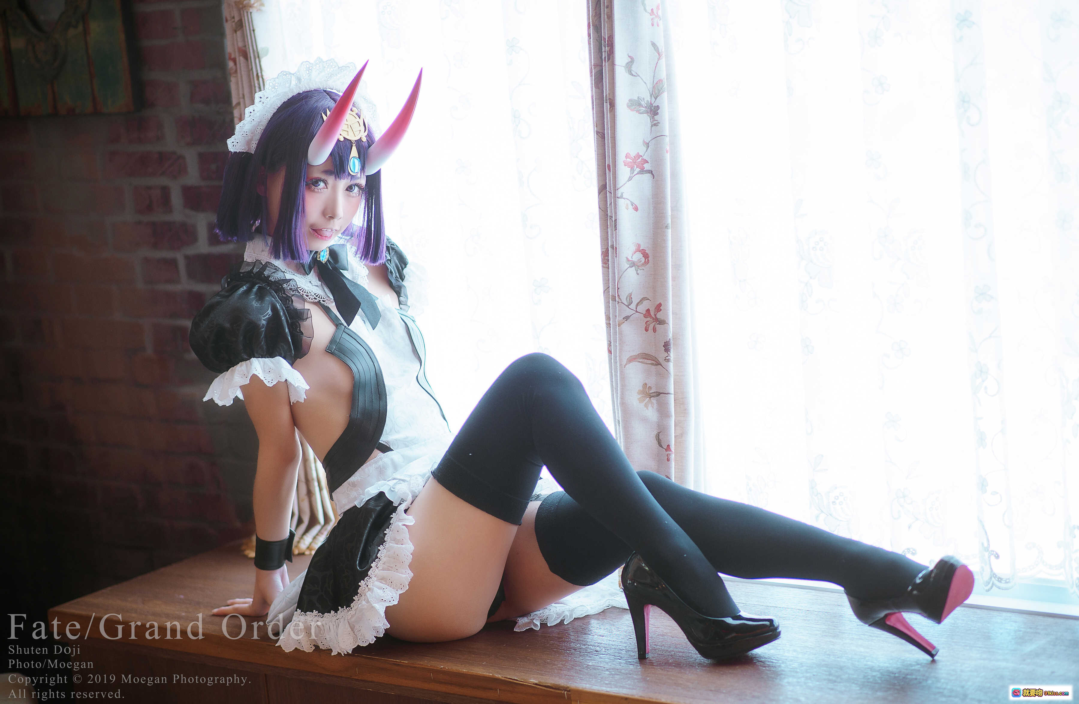 图片[4] - Fate/Grand Order 酒呑童子女仆装Cosplay | 紫发角饰蕾丝裙 | 奢华镜前写真 | 日系动漫角色扮演 - 就要吻