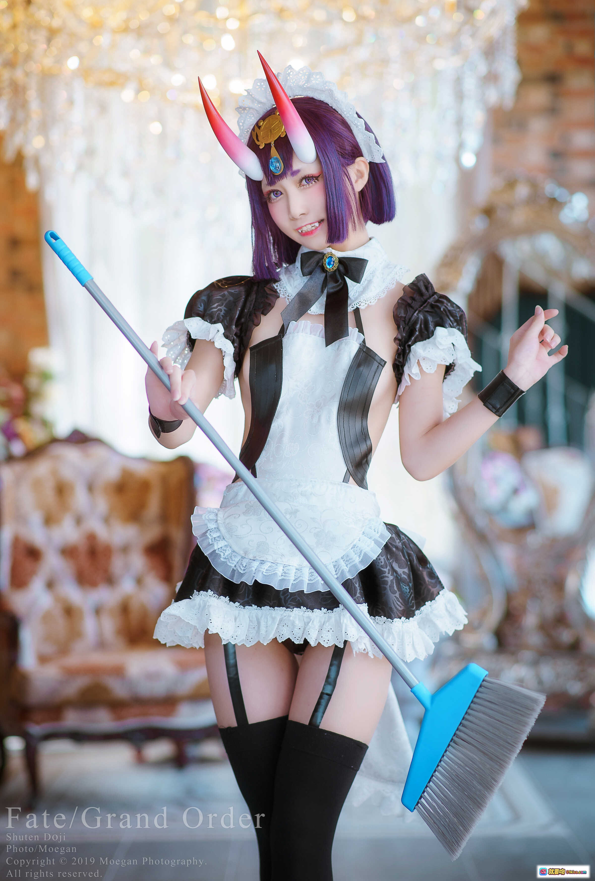图片[6] - Fate/Grand Order 酒呑童子女仆装Cosplay | 紫发角饰蕾丝裙 | 奢华镜前写真 | 日系动漫角色扮演 - 就要吻