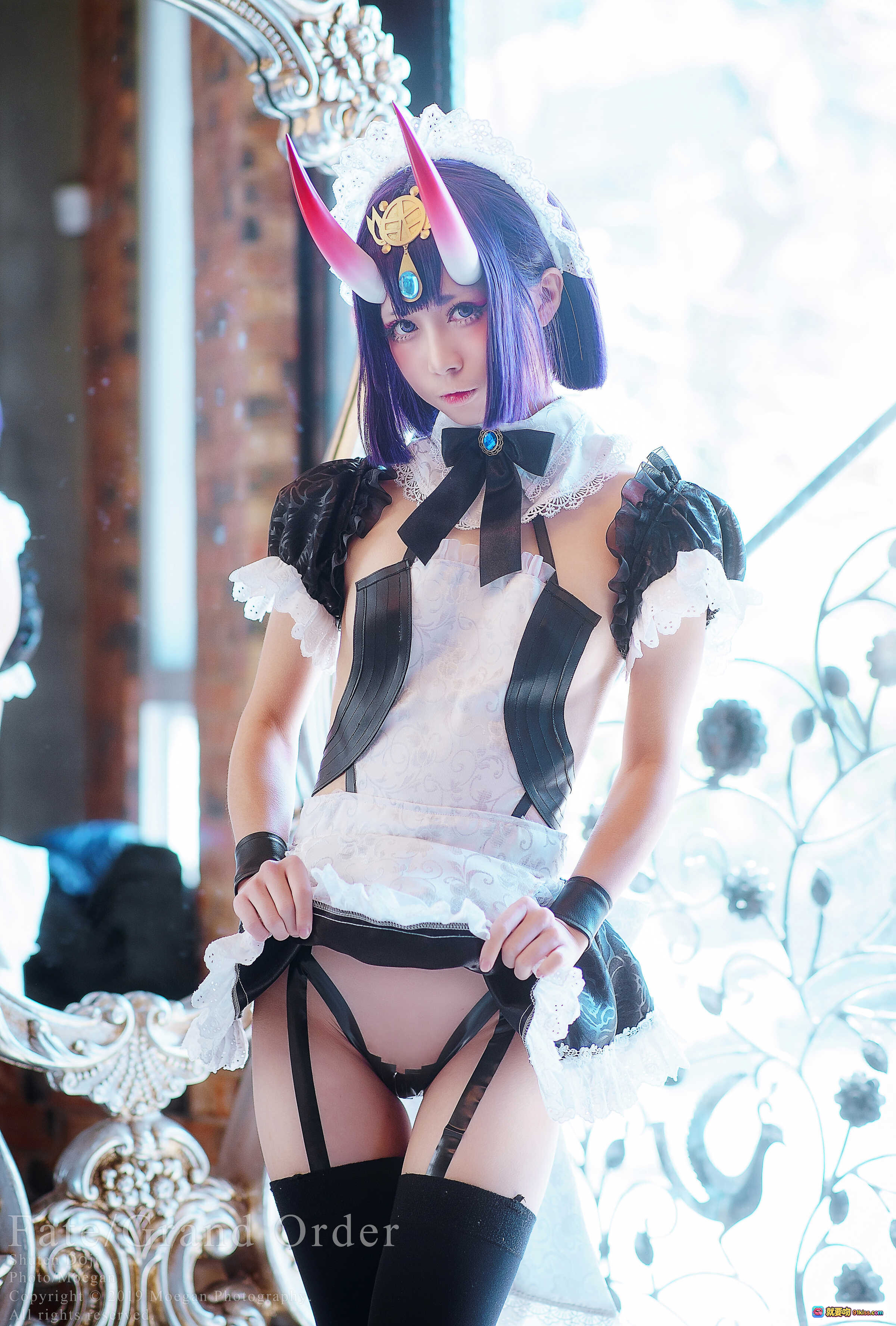 图片[7] - Fate/Grand Order 酒呑童子女仆装Cosplay | 紫发角饰蕾丝裙 | 奢华镜前写真 | 日系动漫角色扮演 - 就要吻