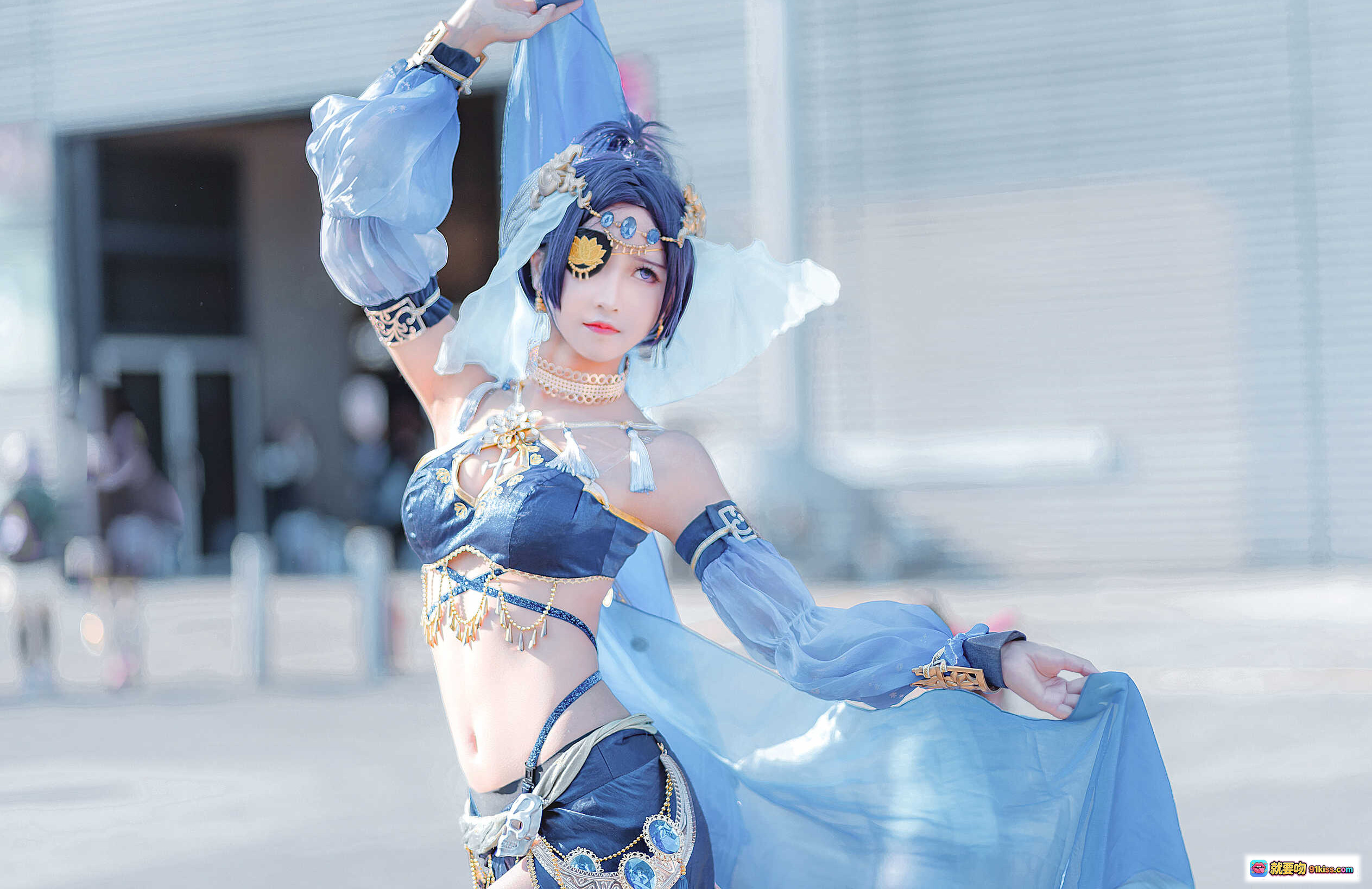 图片[3] - 三度_69 NO.033 一千零一夜 Cosplay 美女 蓝色异域风服饰 高跟鞋 户外阳光拍摄 城市背景 9P高清图集 - 就要吻