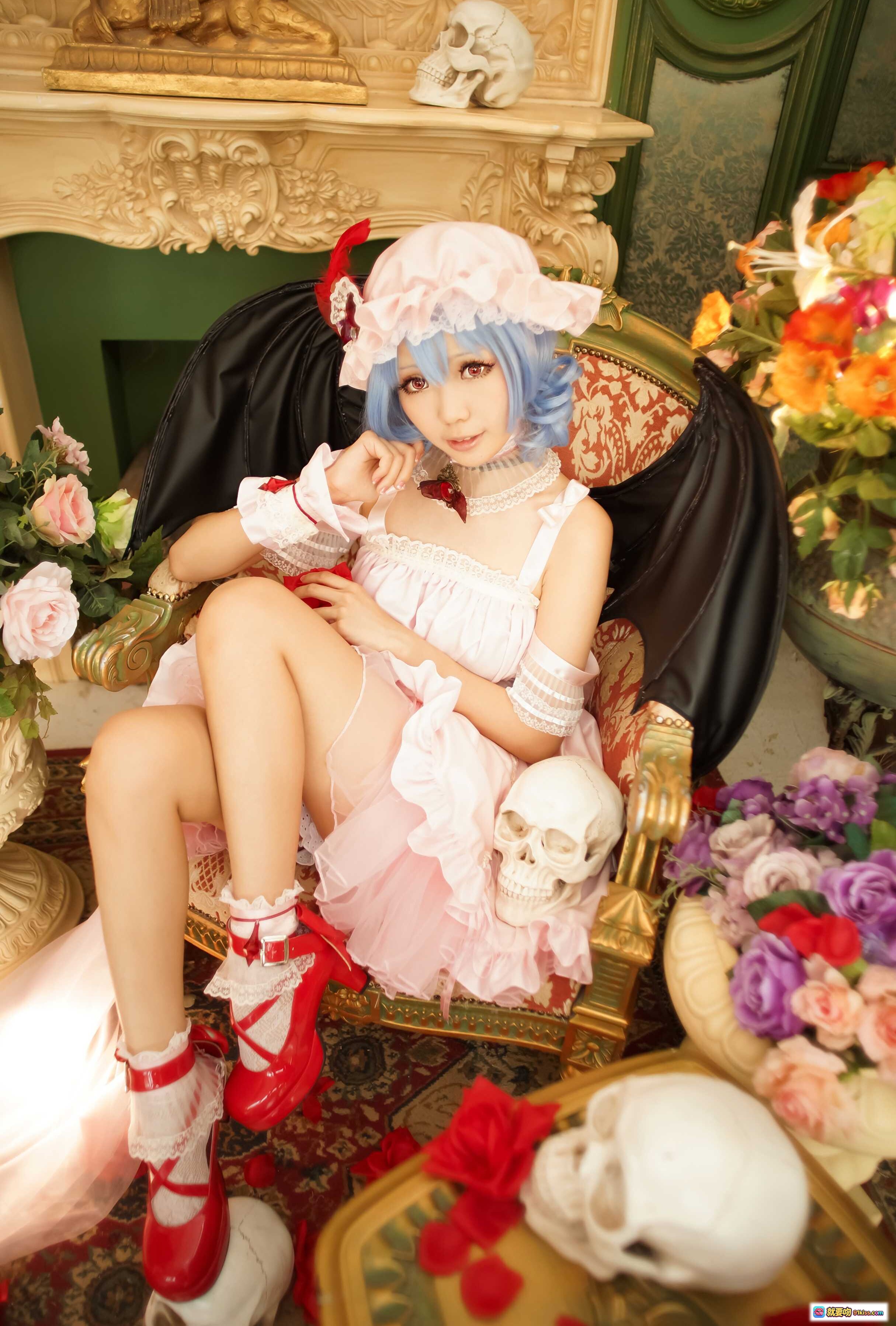 图片[6] - ElyEE子NO.056洛丽塔cosplay蓝发少女粉白蕾丝裙花海写真甜美可爱日系风格室内拍摄 - 就要吻