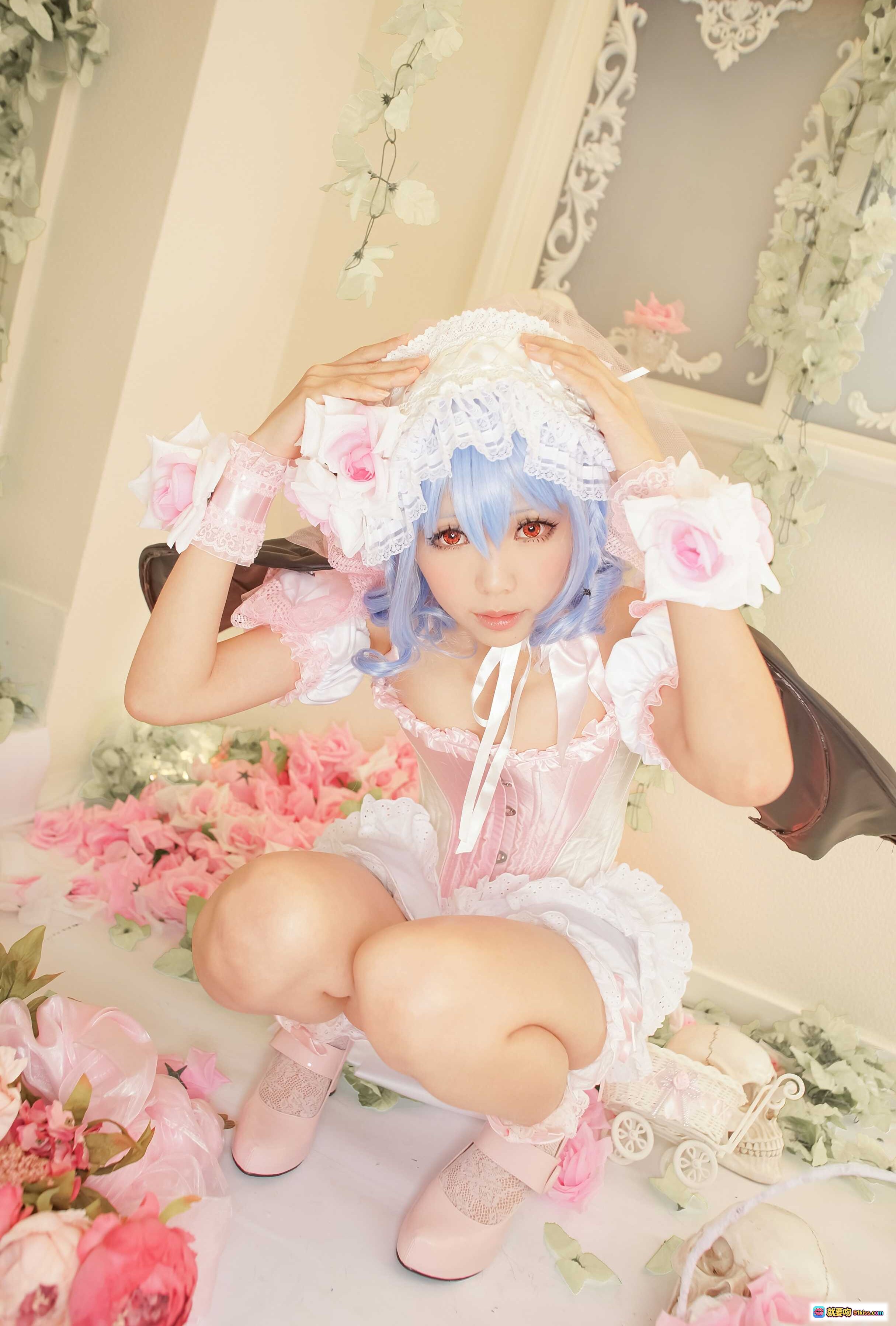ElyEE子NO.056洛丽塔cosplay蓝发少女粉白蕾丝裙花海写真甜美可爱日系风格室内拍摄 - 就要吻