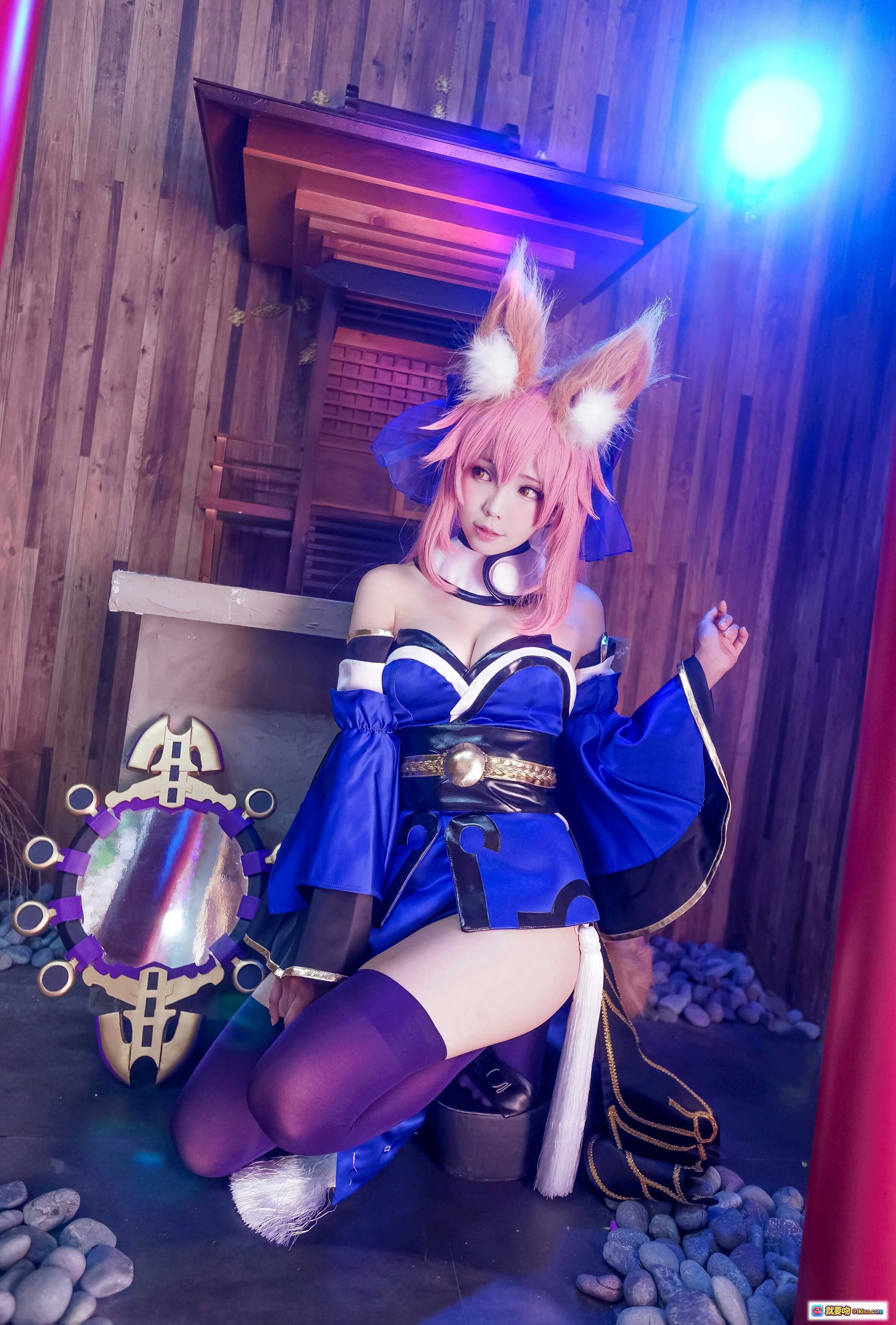 图片[8] - ElyEE子NO.003 粉发狐耳cosplay 紫藤花廊道蓝光写真 高跟紫袜美腿造型 二次元角色扮演摄影 - 就要吻