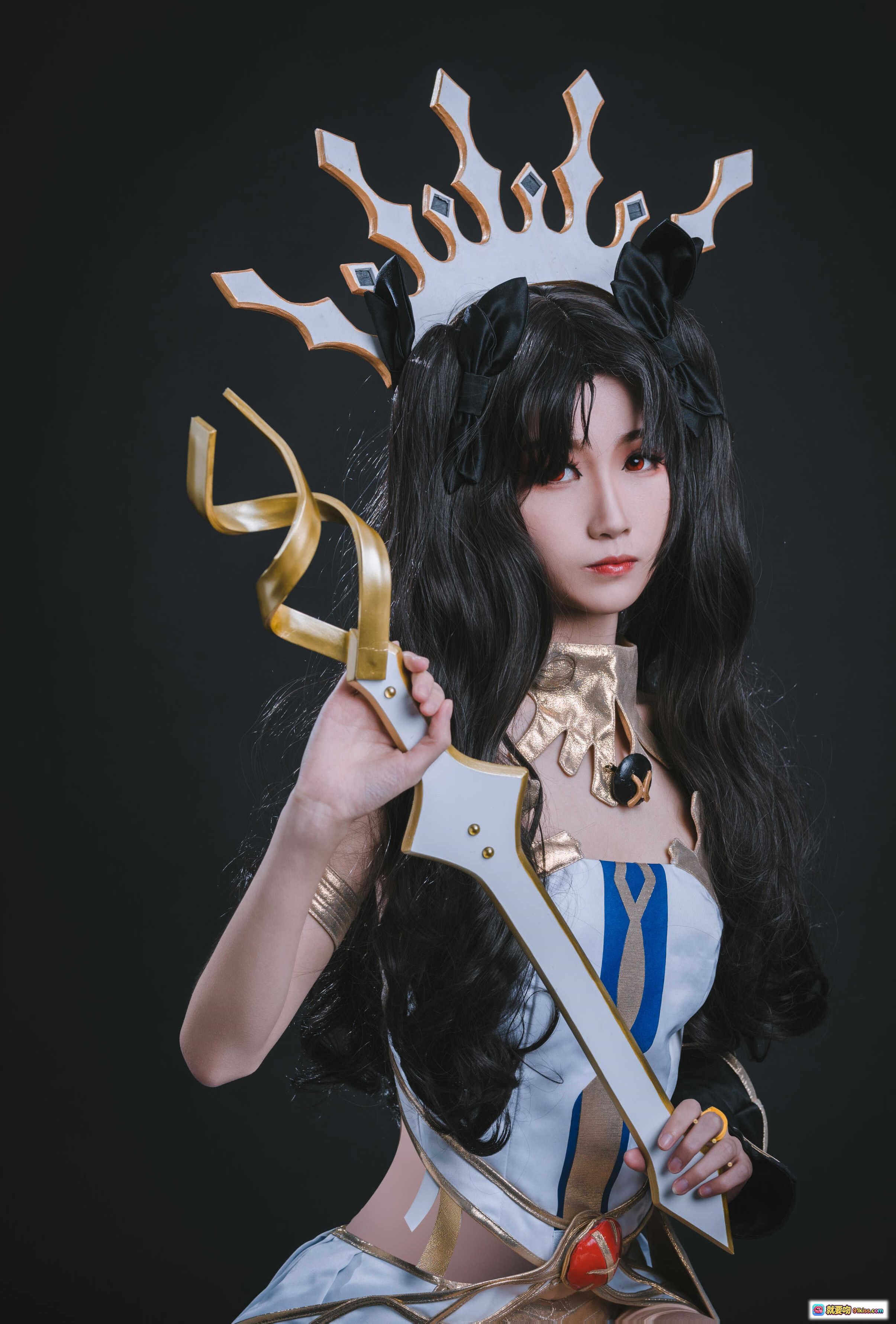 图片[5] - 妖君白研cos FATE美少女弓凛 NO.11 FGO角色扮演 精致头冠发光球体暗黑背景写真 - 就要吻