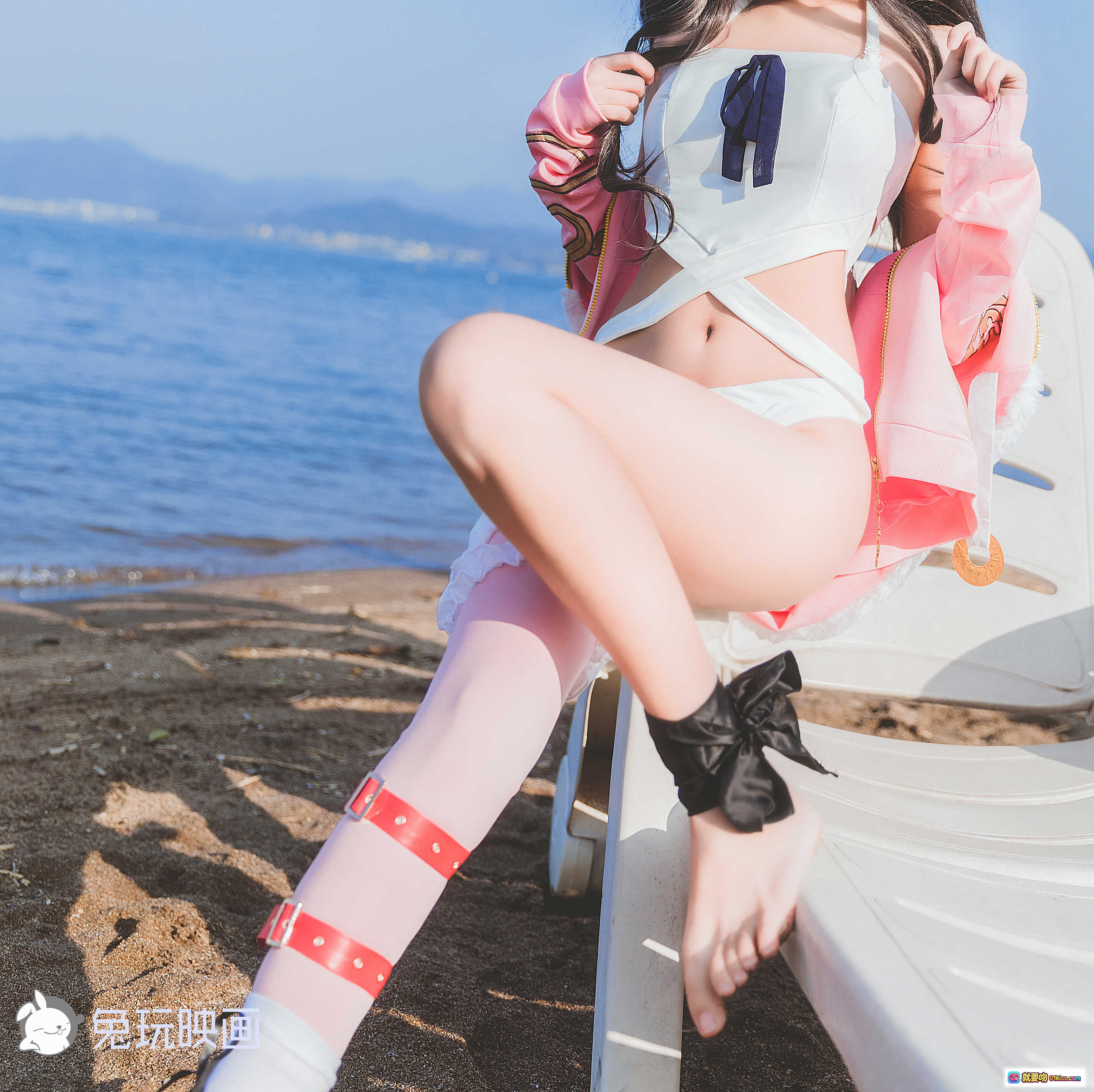 图片[6] - 三度_69 NO.011 泳装凛 Cosplay 美女手持方格旗 海边写真 42P高清图集 - 就要吻