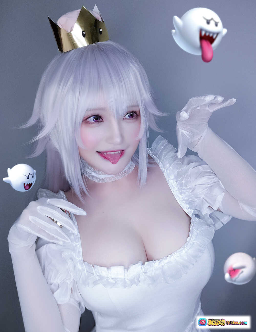 图片[8] - 千夜未来NO.011幽灵姬Cosplay写真 白发皇冠少女 白色蕾丝裙+过膝袜+厚底靴 室内壁炉场景 21P高清图集 - 就要吻