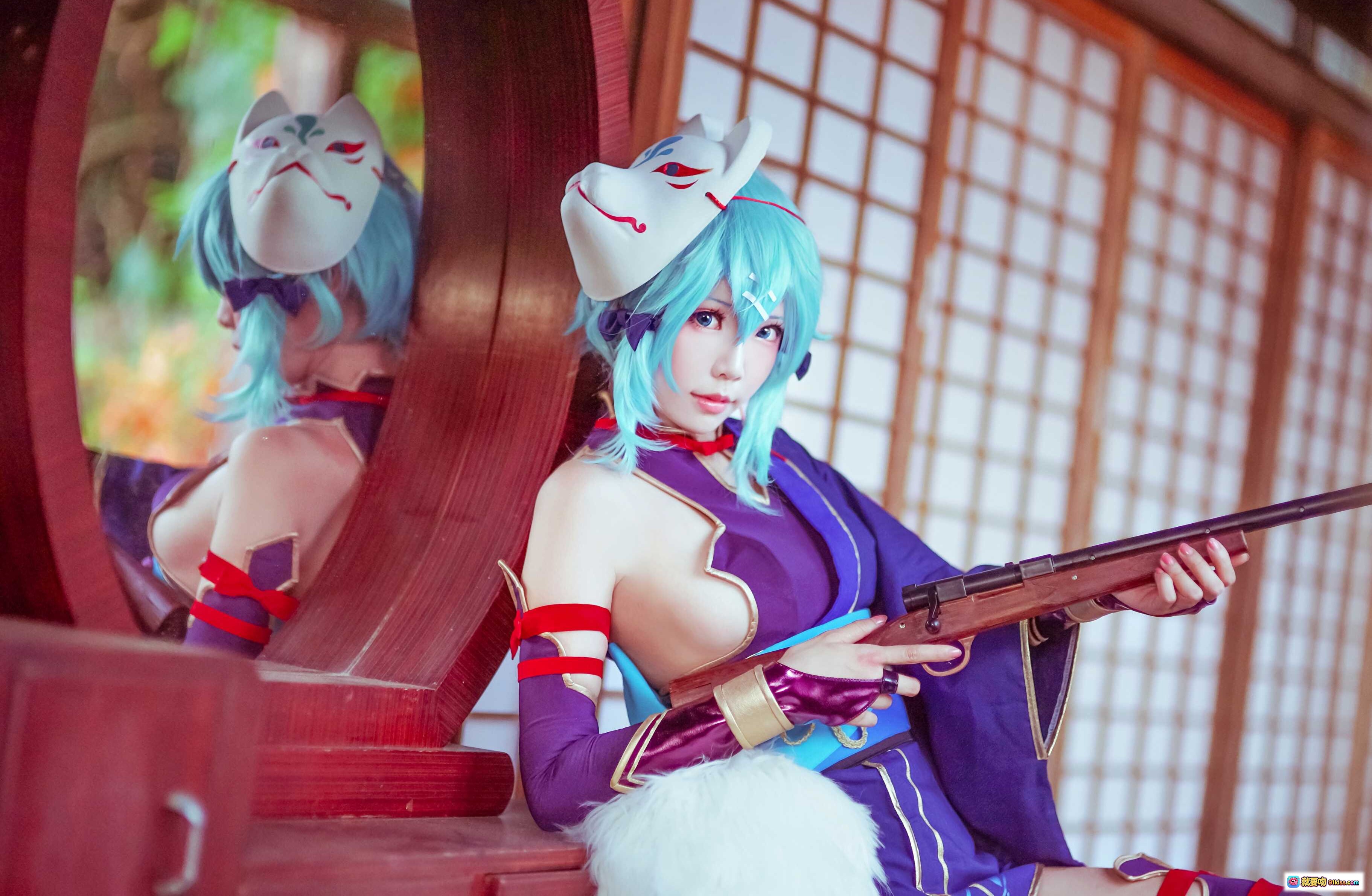 图片[1] - ElyEE子NO.021 狐面蓝发Cosplay 紫衣持枪日式庭院写真 精致和风造型 二次元角色扮演美图 - 就要吻
