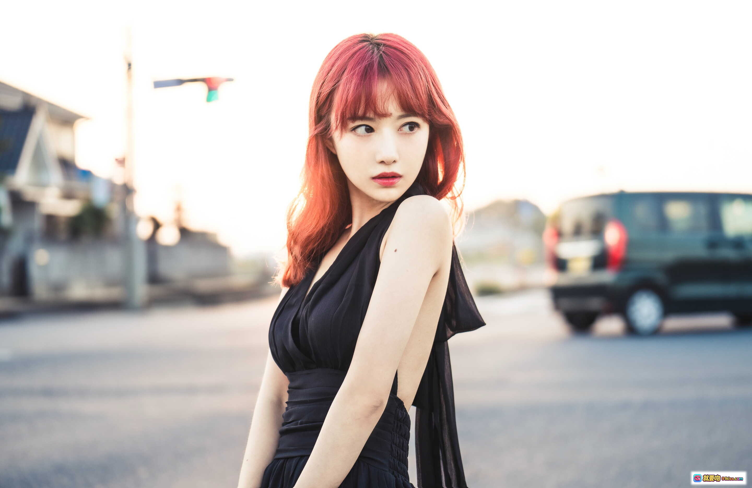 图片[5] - Shika小鹿鹿 NO.079 小鹿日和 绘事空 下册 20P 105MB 红发少女 黑裙露背写真 夕阳逆光人像 柔美日系风格 高清摄影图集 - 就要吻