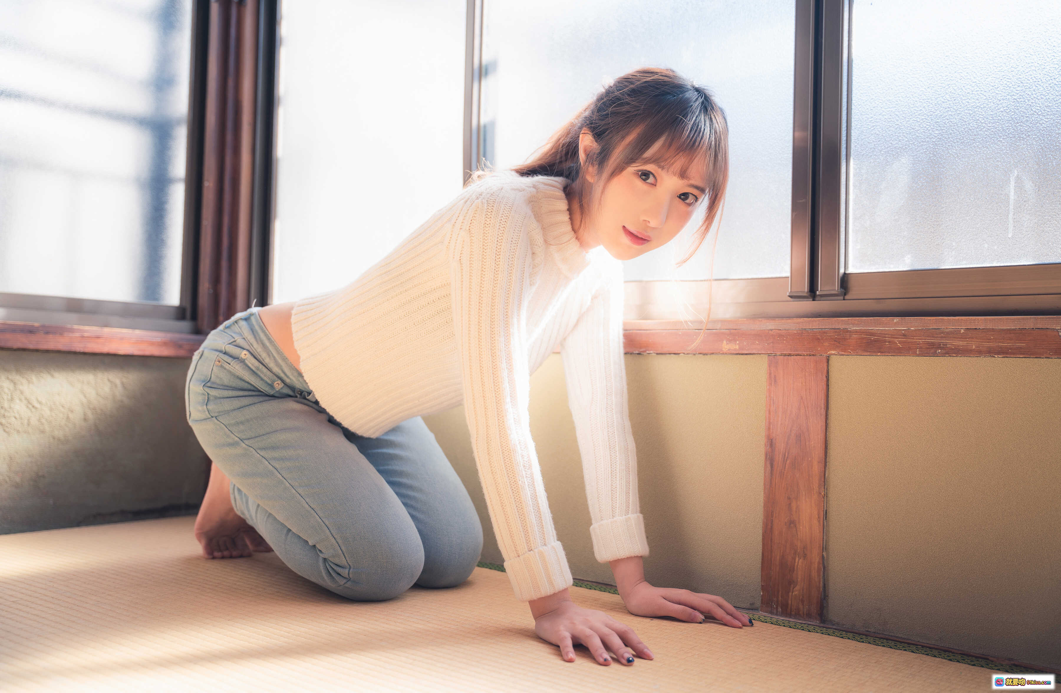 图片[10] - Shika小鹿鹿 NO.079 小鹿日和 绘事空 下册 20P 105MB 红发少女 黑裙露背写真 夕阳逆光人像 柔美日系风格 高清摄影图集 - 就要吻