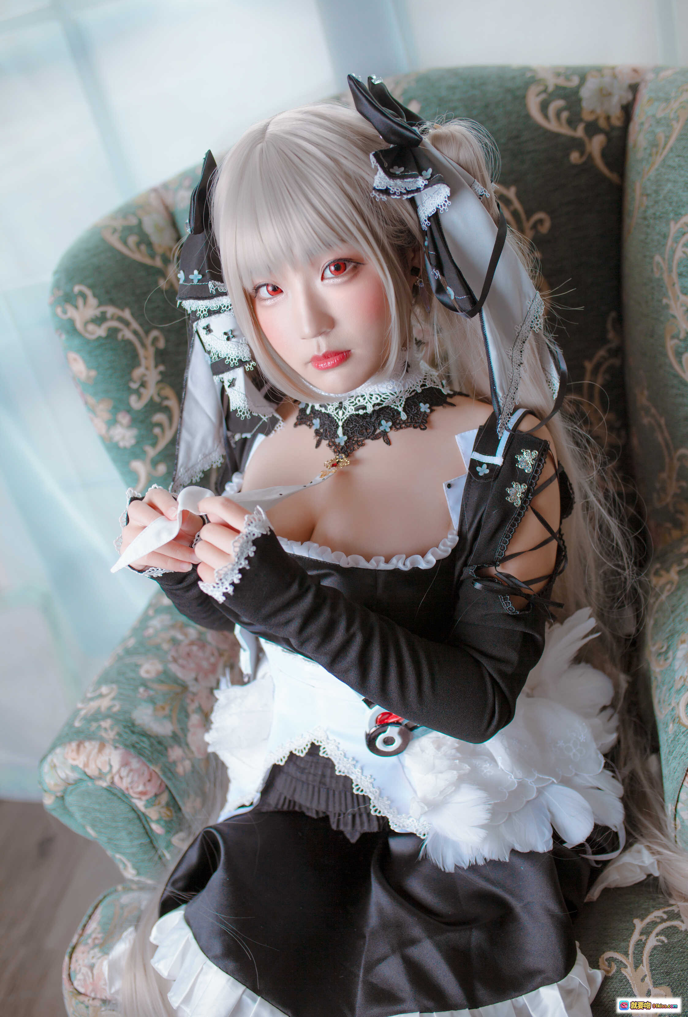 弥美Mime NO.004 碧蓝航线可畏cosplay 黑白洛丽塔女仆装 红瞳银发蕾丝装饰 精致写真27P - 就要吻