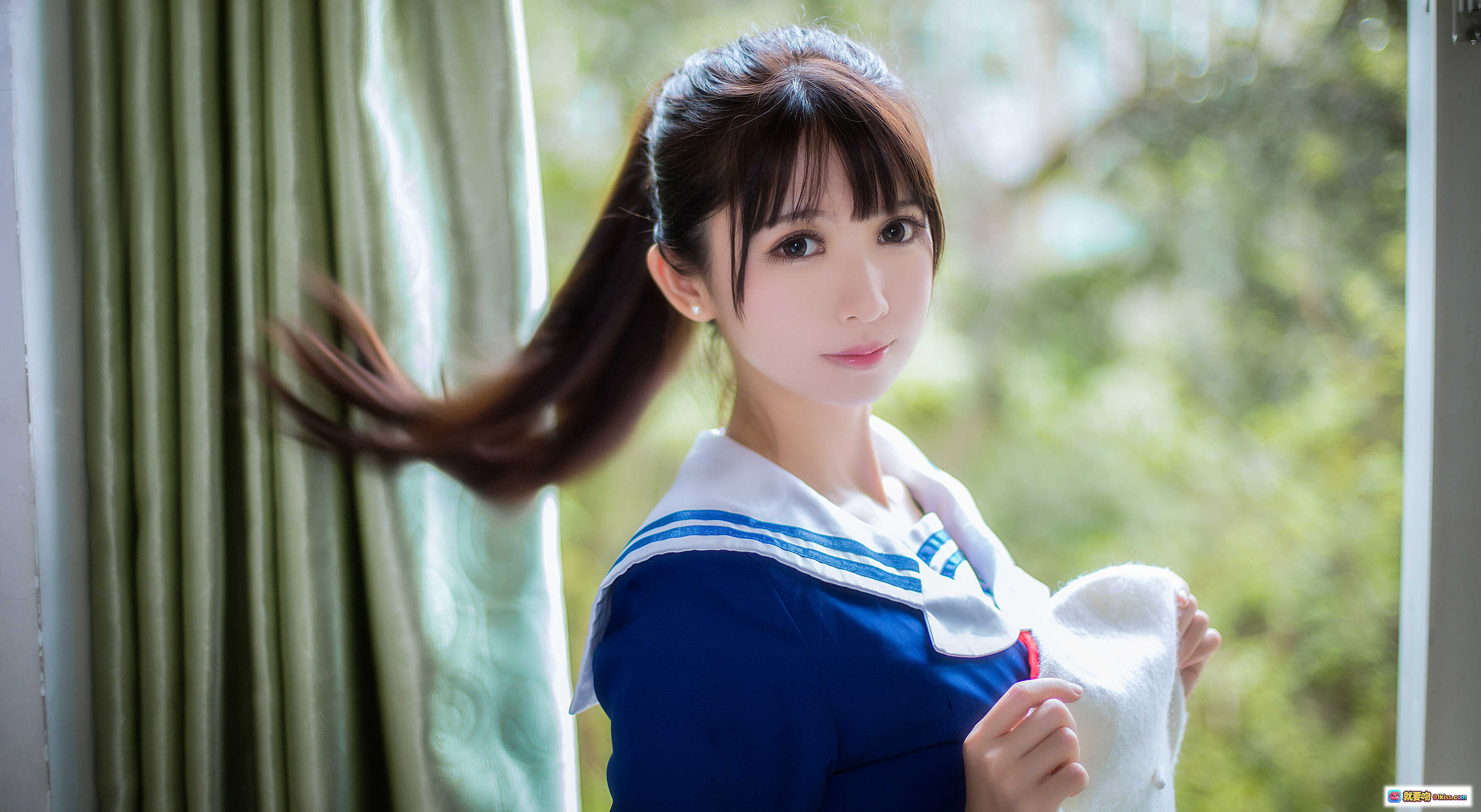 图片[6] - 鳗鱼霏儿NO.059圣人惠校服写真 | 蓝色水手服少女窗边侧颜 | 清新校园风日系美少女摄影 - 就要吻