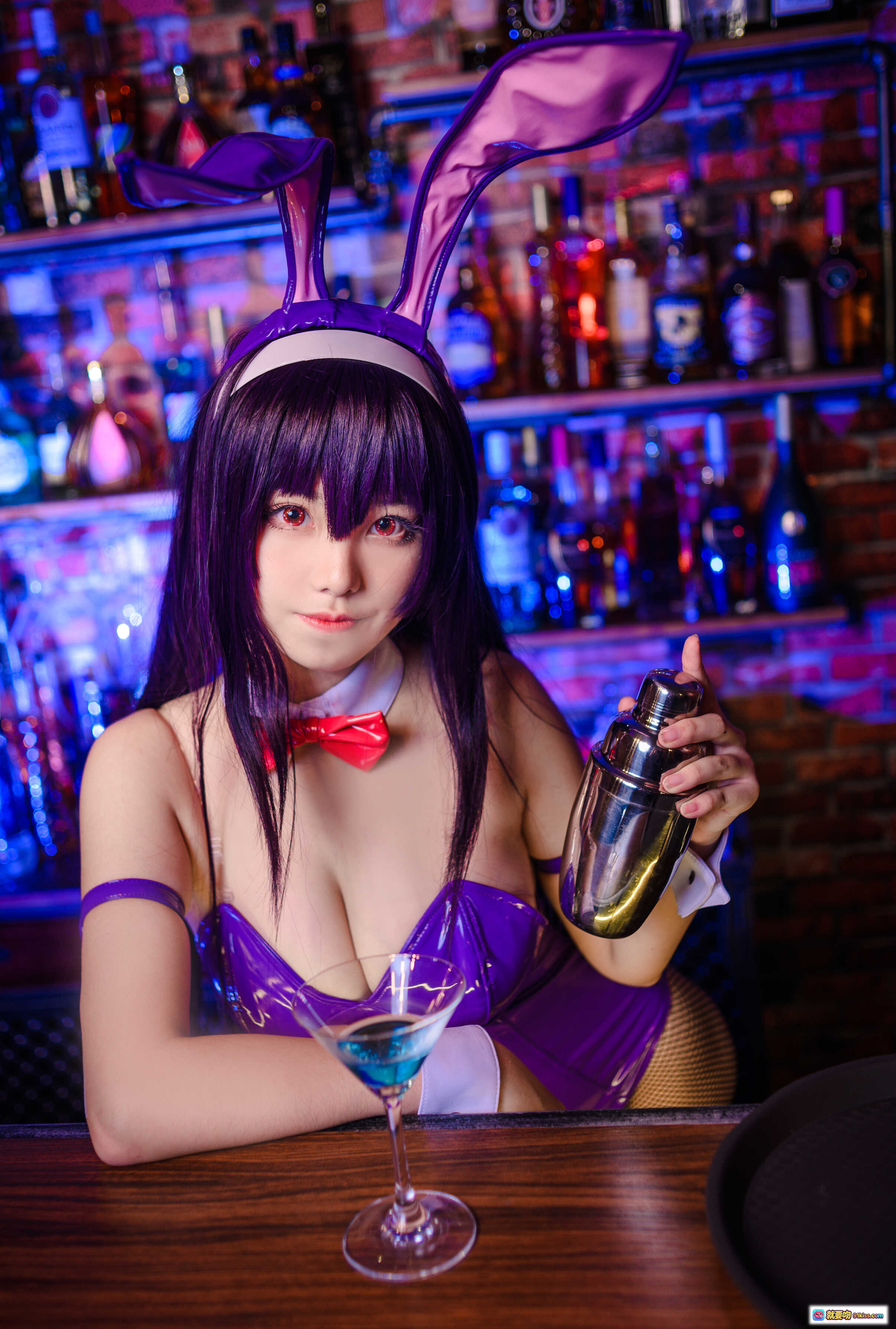 图片[2] - 蜜汁猫裘NO.018诗羽兔女郎紫色亮面紧身衣+红色蝴蝶结+渔网袜写真25P高清图集 - 就要吻