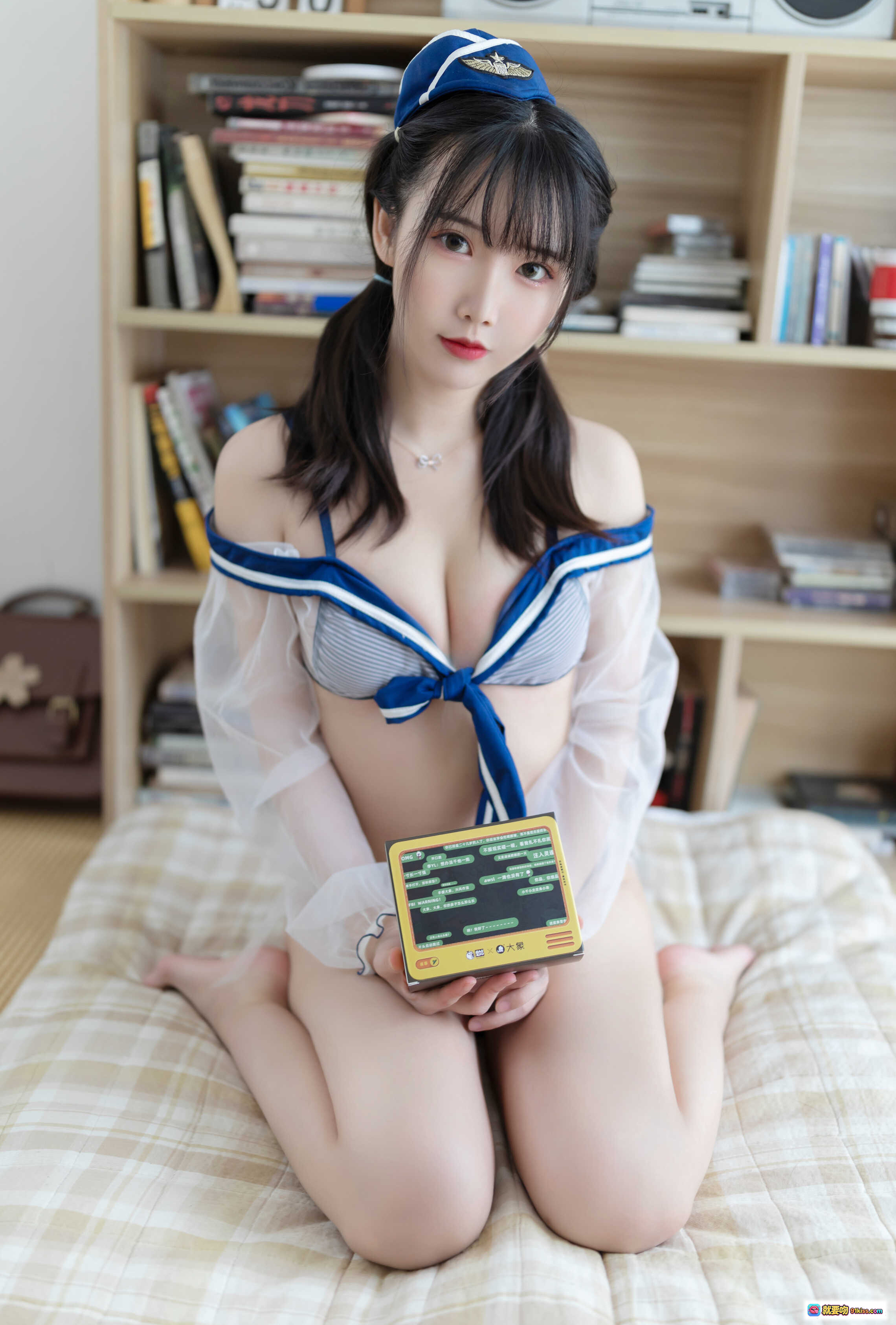 图片[9] - 面饼仙儿NO.069小水手写真 | 蓝白海军风比基尼+透明薄纱外套+船帽造型 | 室内格子床拍性感美图 - 就要吻