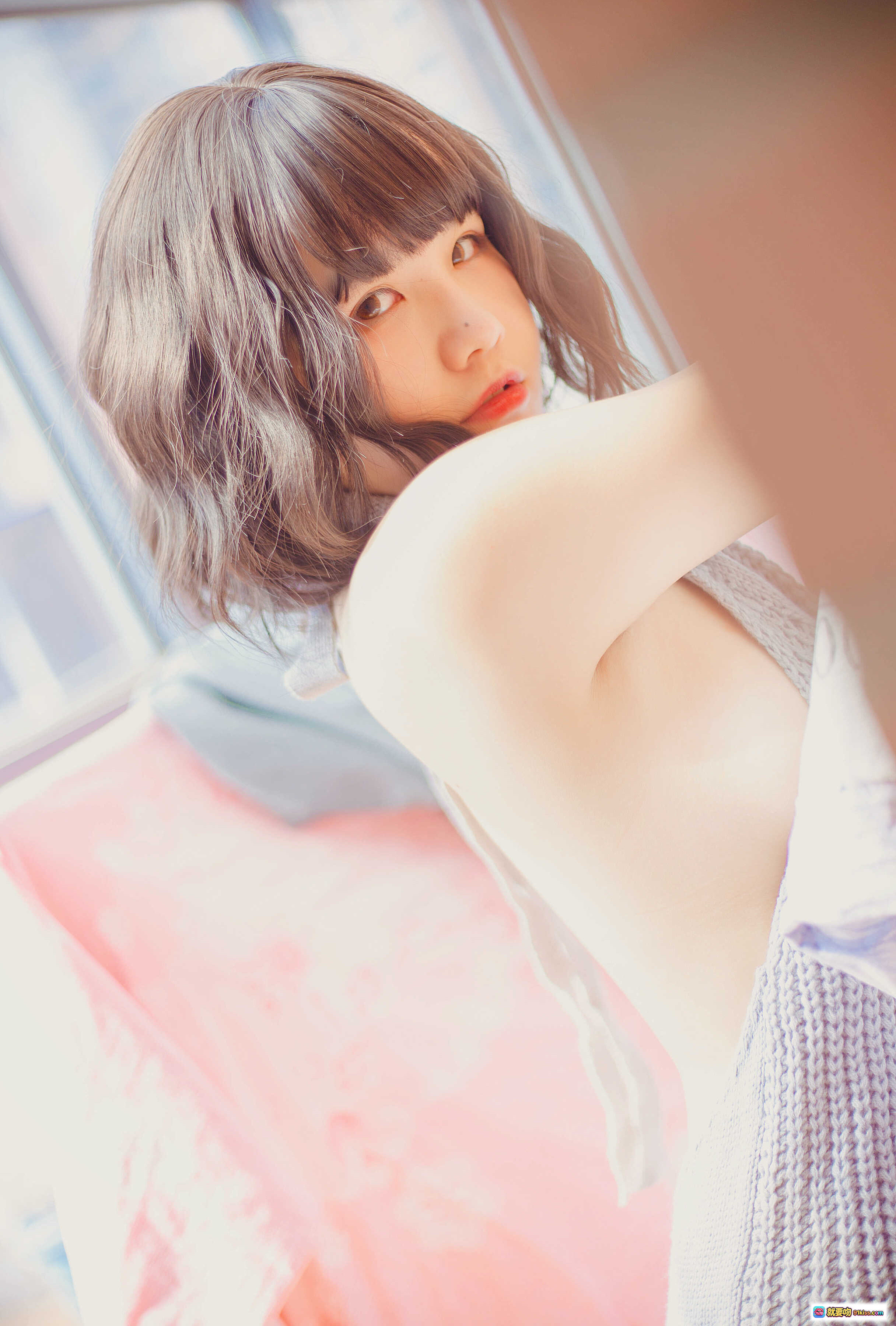 图片[6] - 阿半露背毛衣写真NO.001｜温柔针织高领设计｜28P高清图集｜甜美少女风穿搭｜私房摄影风格 - 就要吻