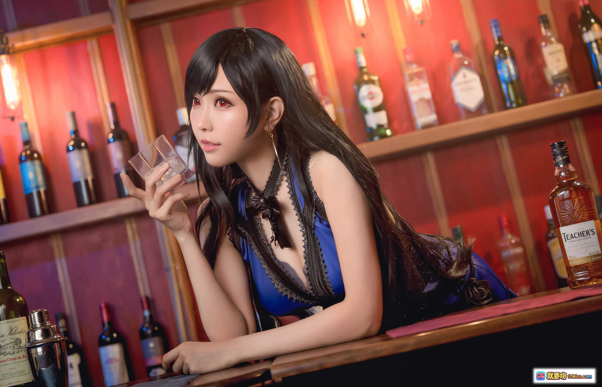 图片[2] - ElyEE子NO.067蒂法写真 cosplay黑长直少女 机房蓝光绿屏背景 红靴黑袜皮装造型 74P高清图集 - 就要吻