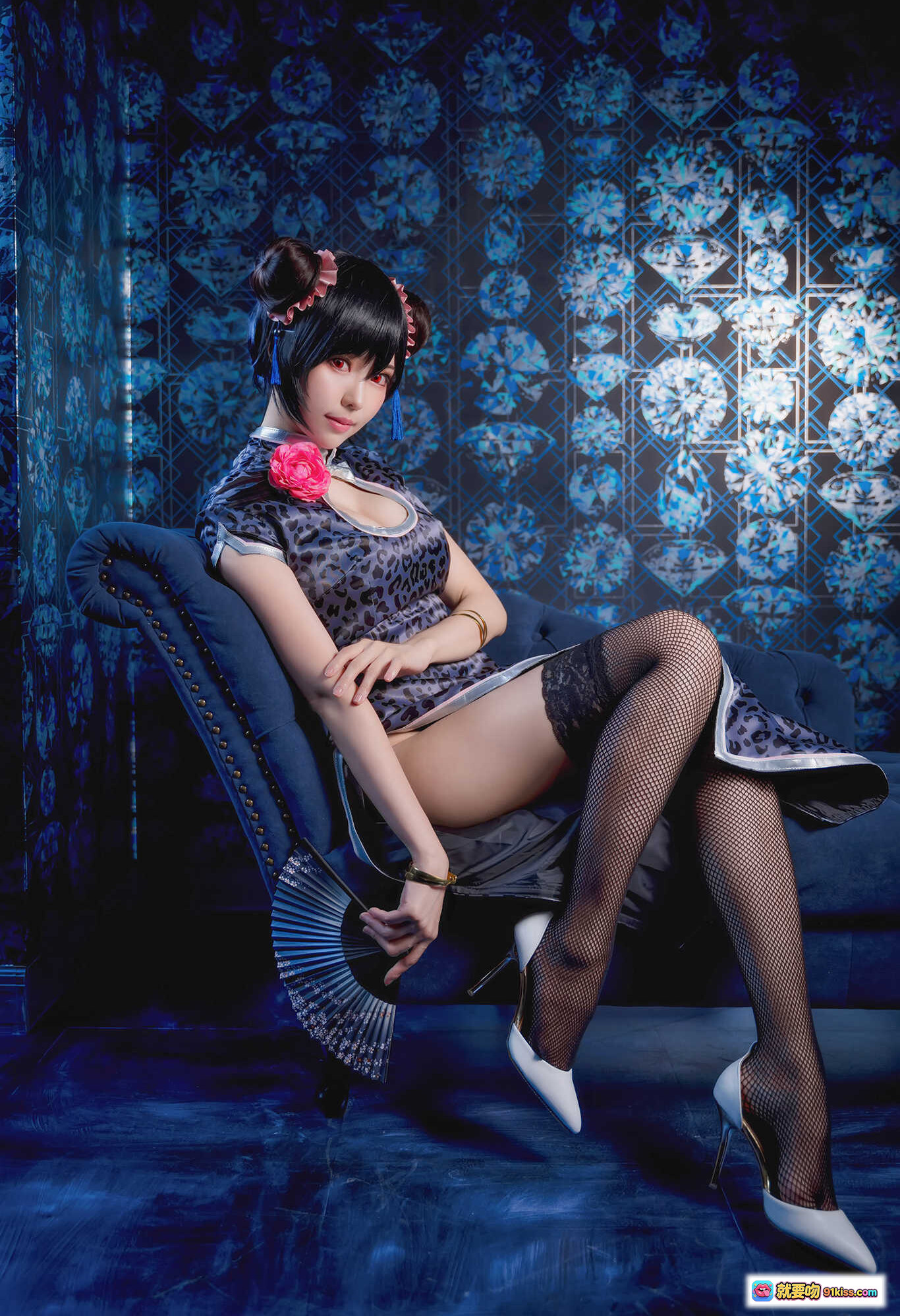 图片[3] - ElyEE子NO.067蒂法写真 cosplay黑长直少女 机房蓝光绿屏背景 红靴黑袜皮装造型 74P高清图集 - 就要吻