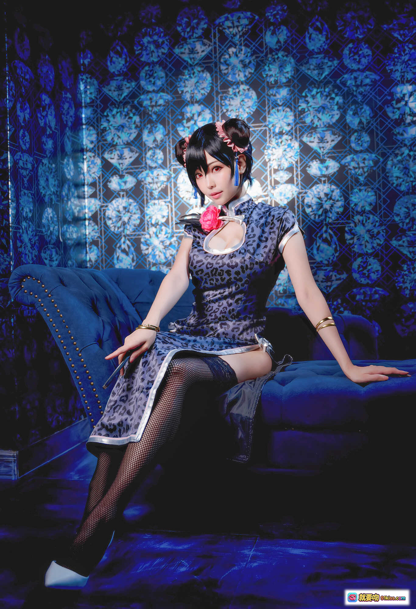 图片[7] - ElyEE子NO.067蒂法写真 cosplay黑长直少女 机房蓝光绿屏背景 红靴黑袜皮装造型 74P高清图集 - 就要吻