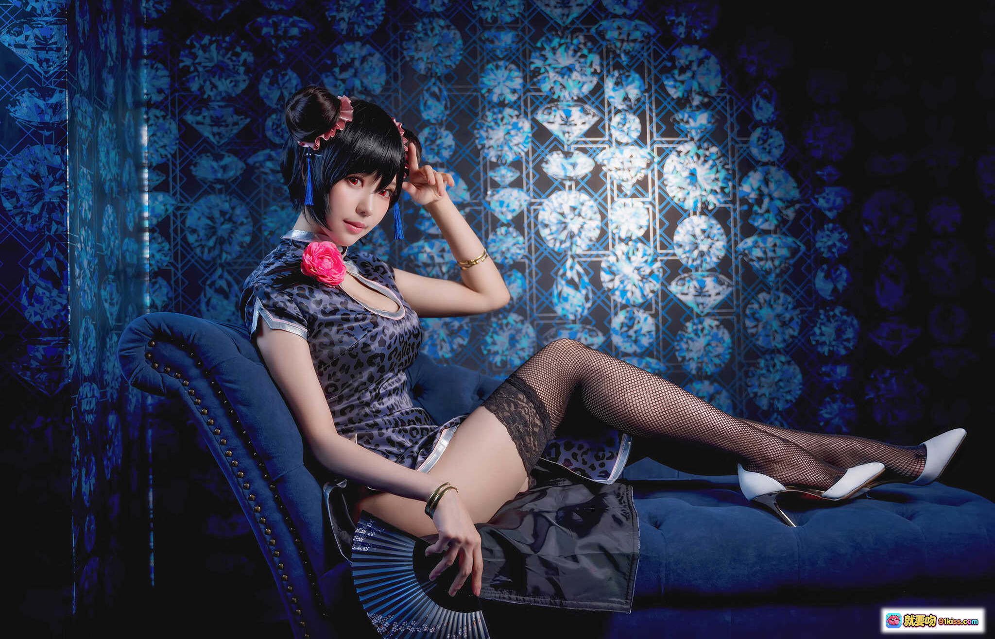 图片[6] - ElyEE子NO.067蒂法写真 cosplay黑长直少女 机房蓝光绿屏背景 红靴黑袜皮装造型 74P高清图集 - 就要吻