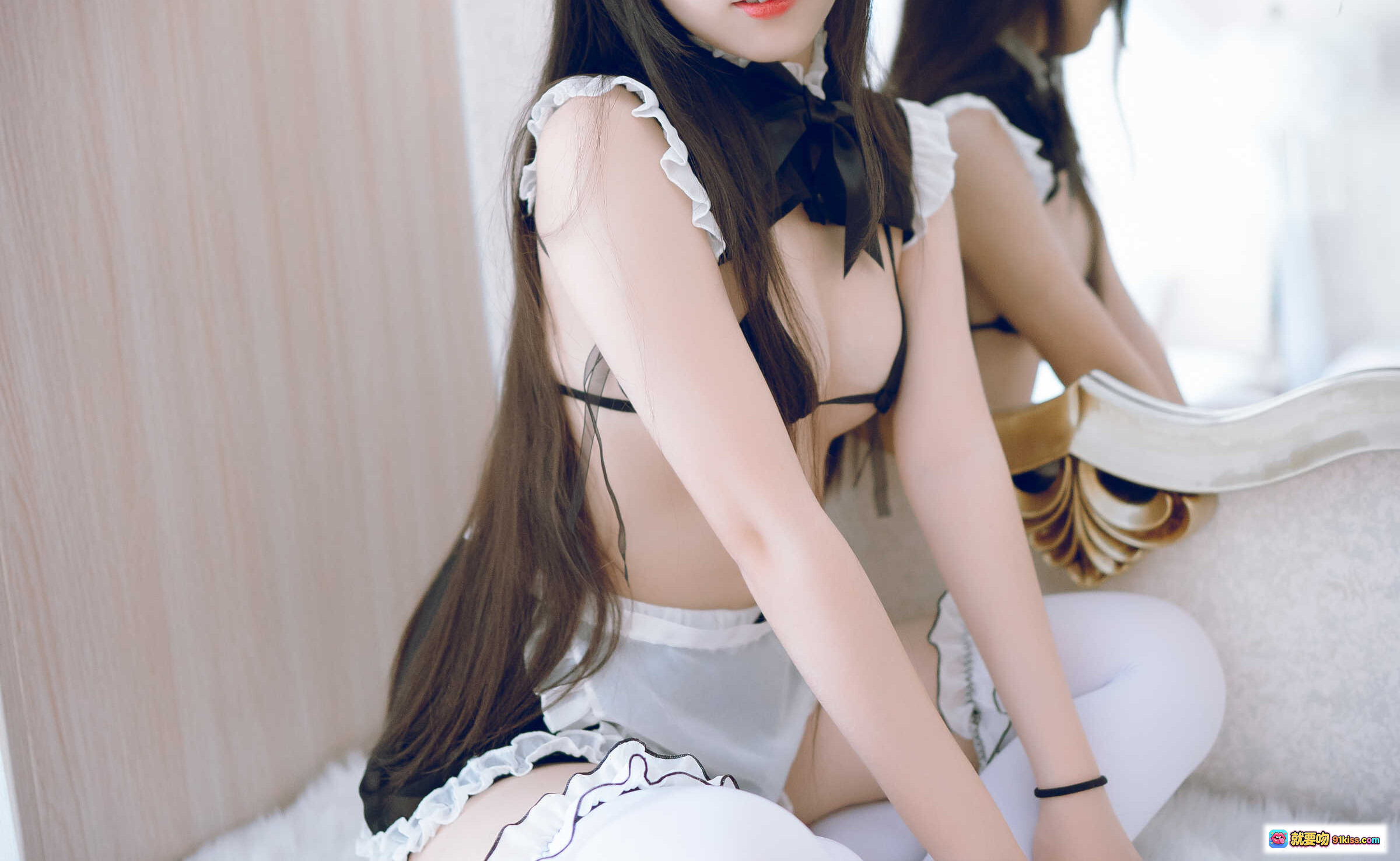 图片[4] - 不呆猫女仆装写真NO.009 | 白丝美腿+蕾丝边内衣+复古镜前摆拍 | 71P高清图集 - 就要吻