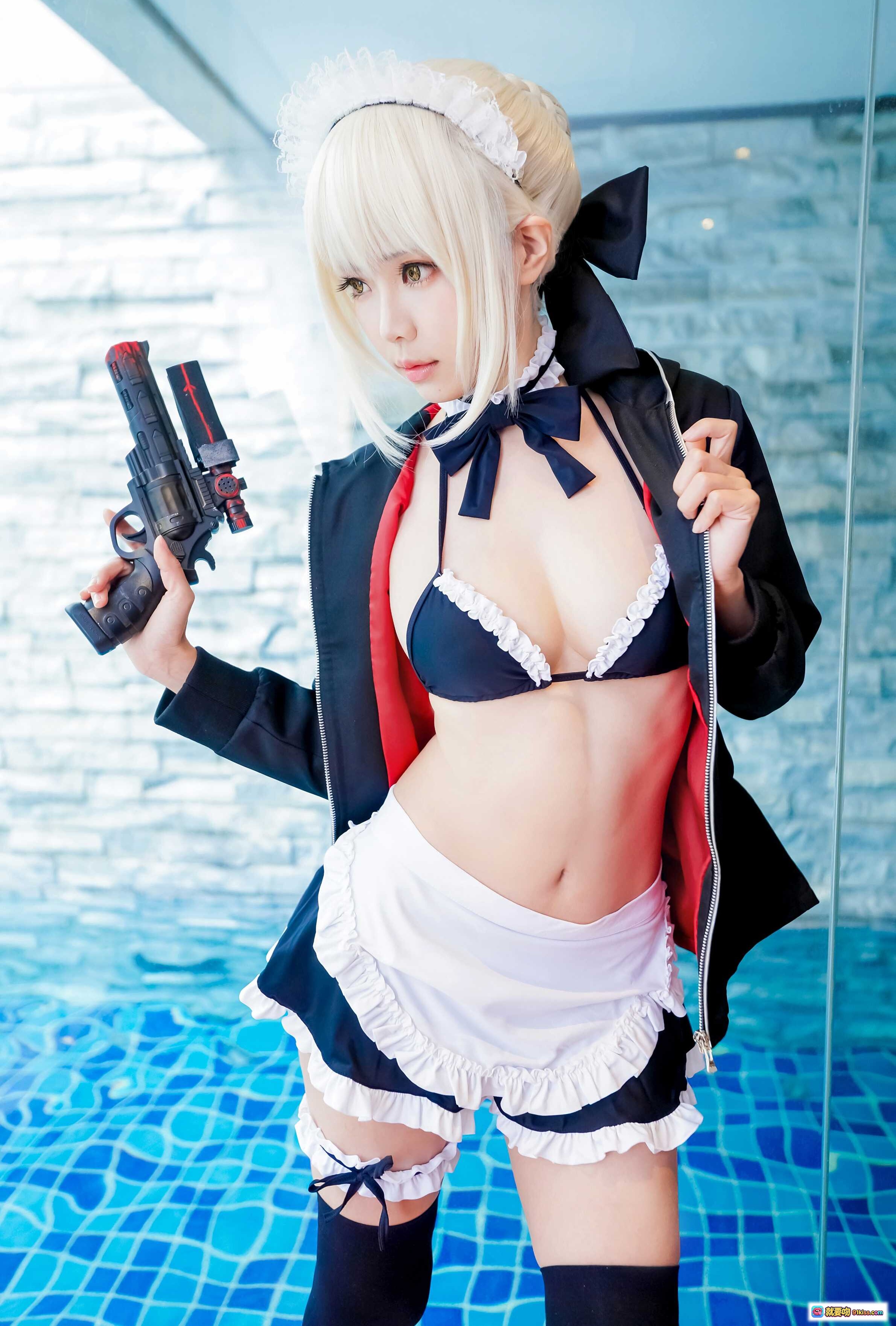 图片[7] - ElyEE子NO.036女仆装Cosplay写真｜黑丝高跟枪械造型｜性感甜美反差萌｜室内场景高清美图 - 就要吻