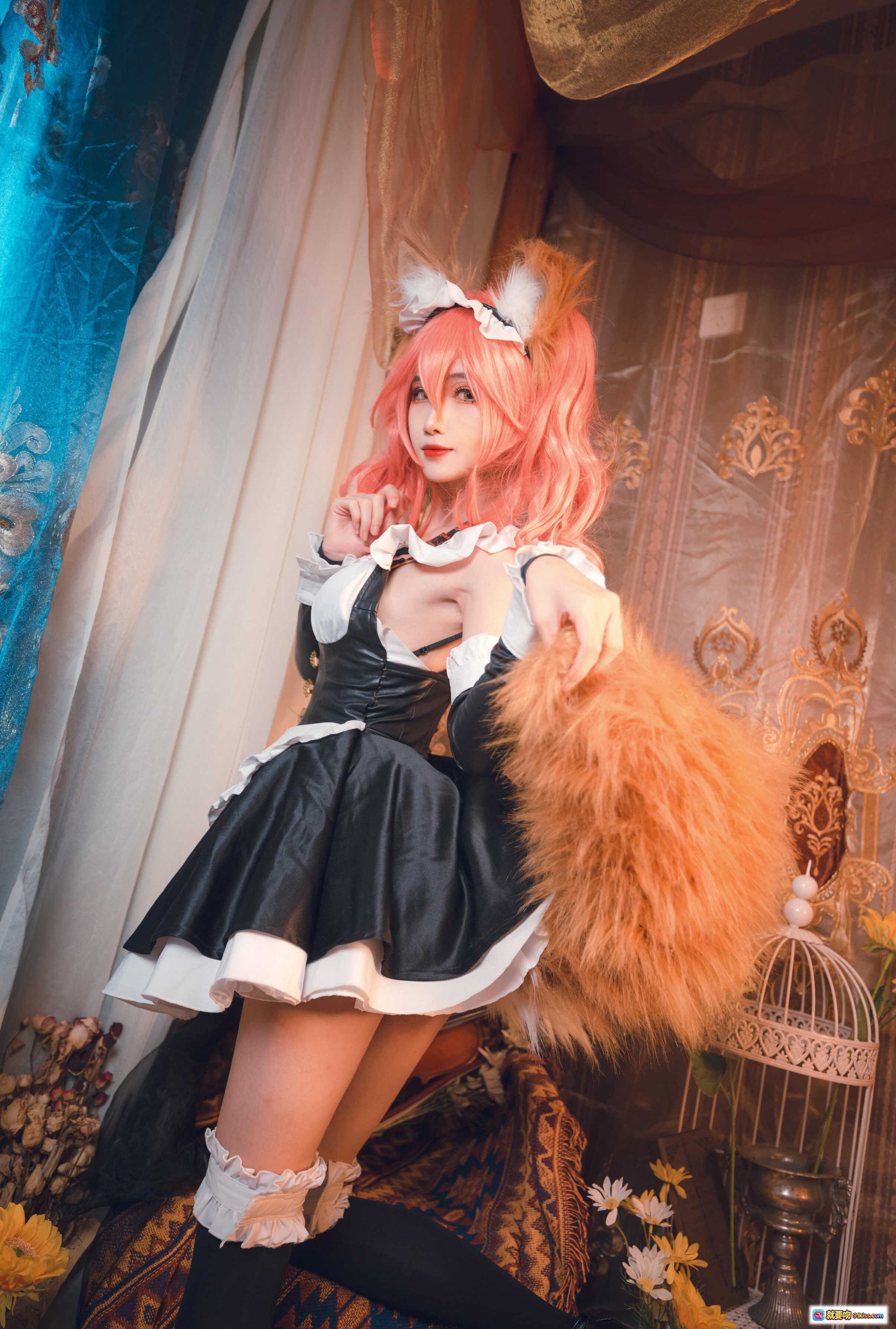 妖君白研COS玉藻前女仆装｜Fate/Grand Order经典角色｜粉色长发猫耳女仆裙｜精致洛丽塔风格写真 - 就要吻