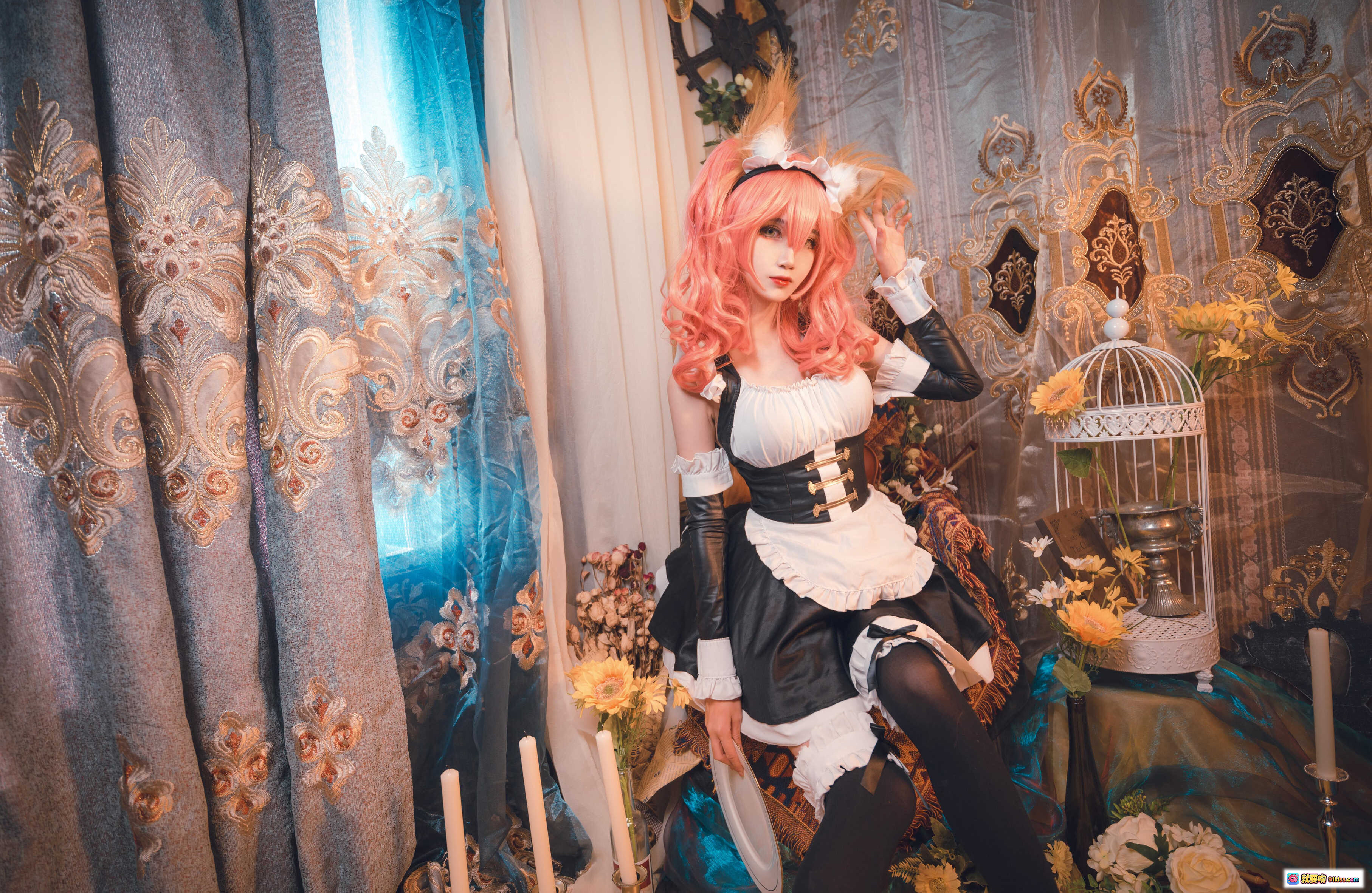 图片[7] - 妖君白研COS玉藻前女仆装｜Fate/Grand Order经典角色｜粉色长发猫耳女仆裙｜精致洛丽塔风格写真 - 就要吻